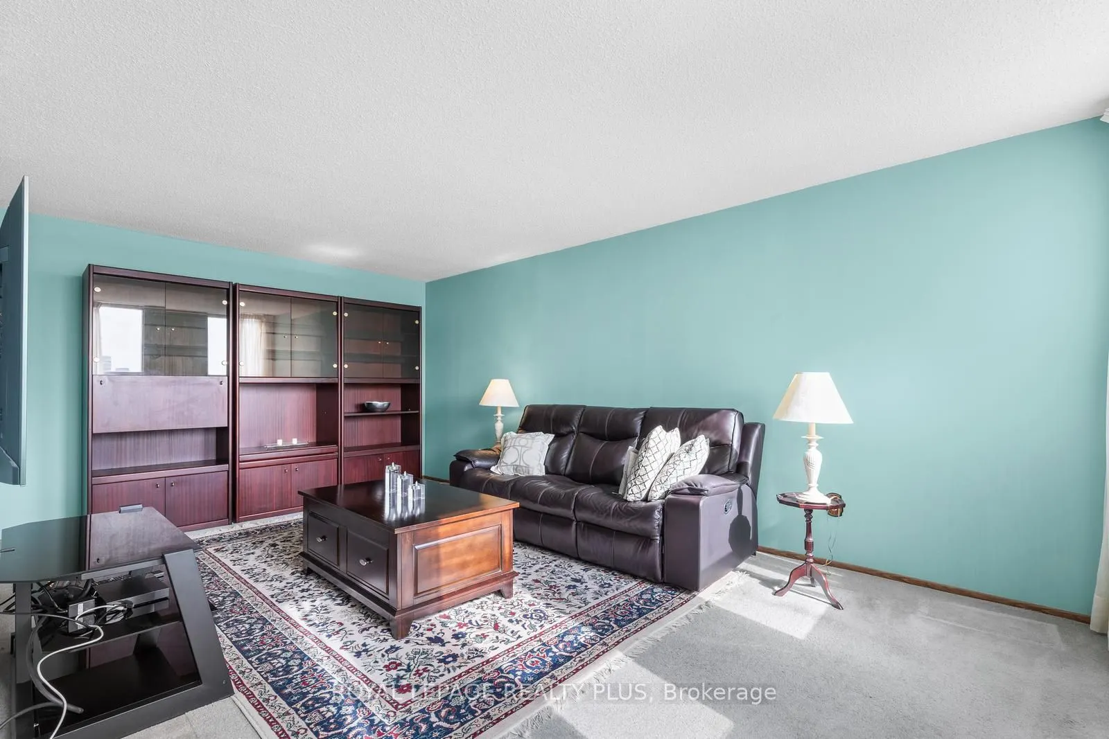 3650 Kaneff Crescent, #1002