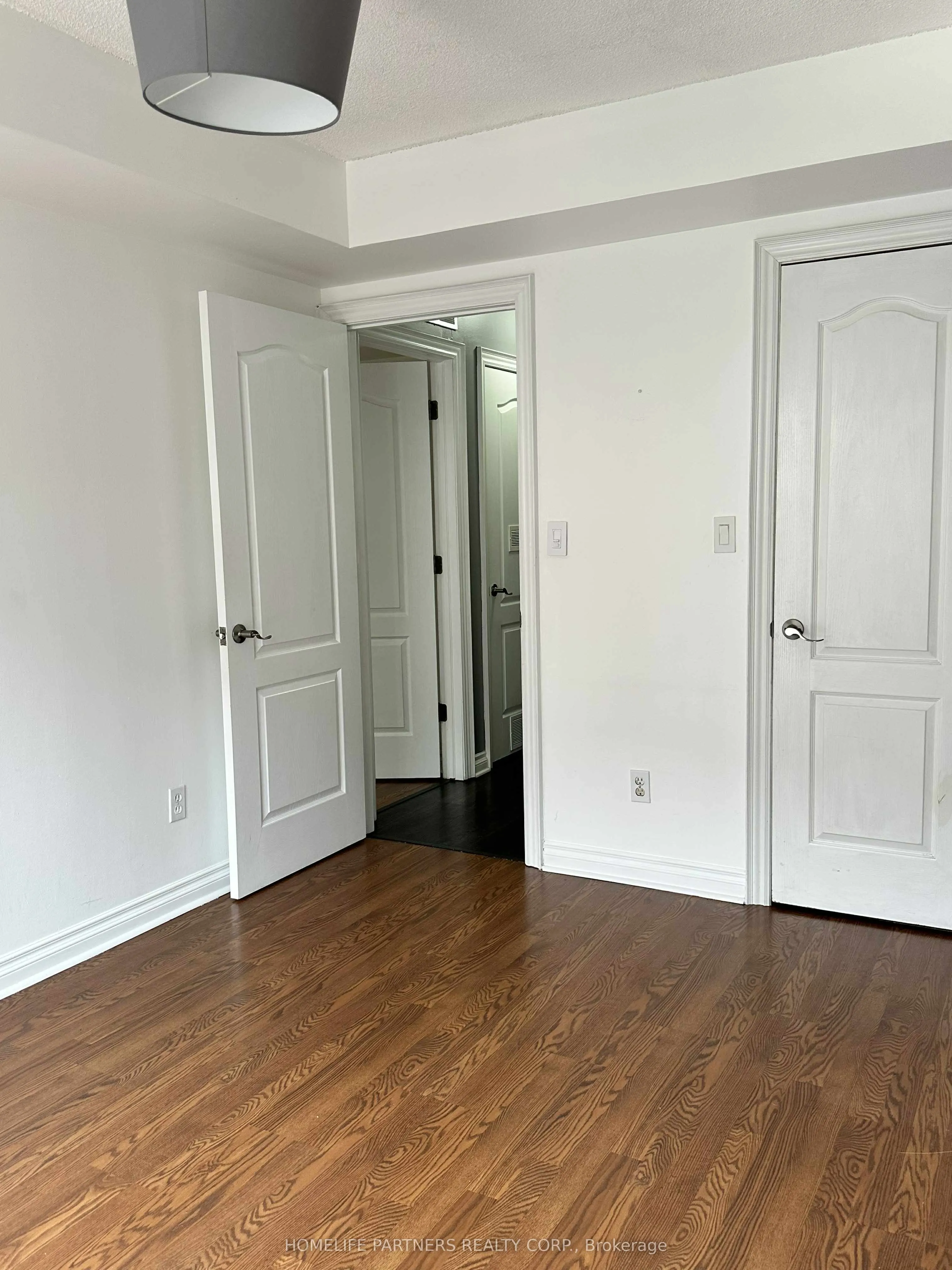 605 Shoreline Drive, #10