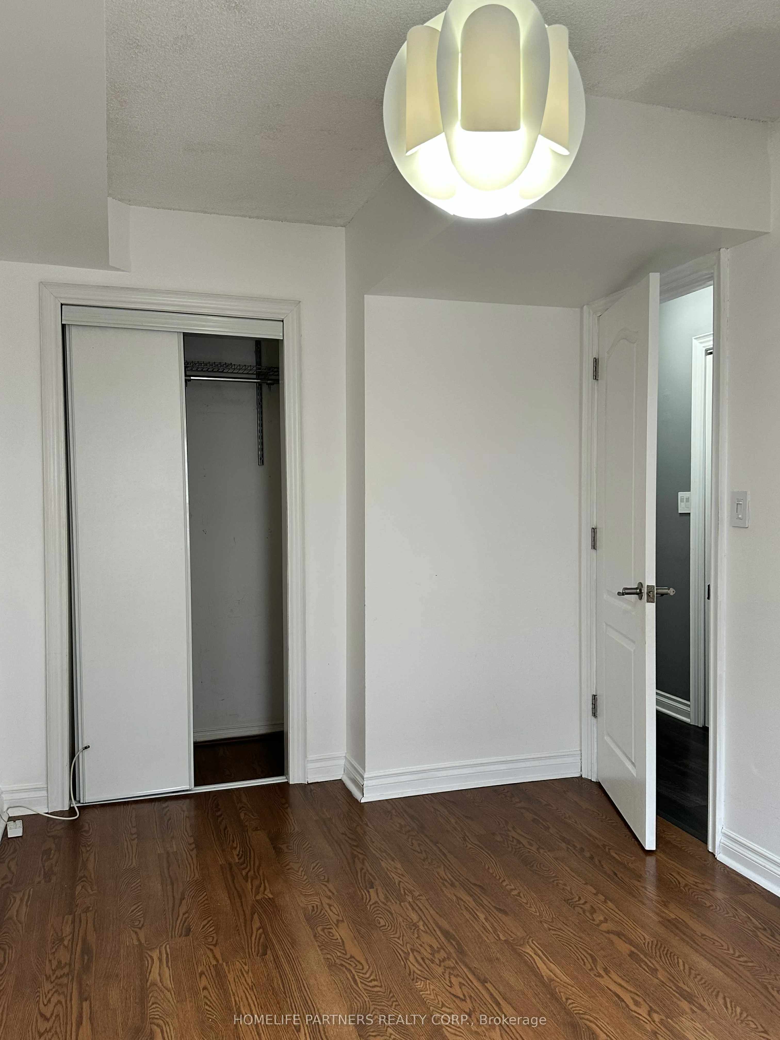 605 Shoreline Drive, #10