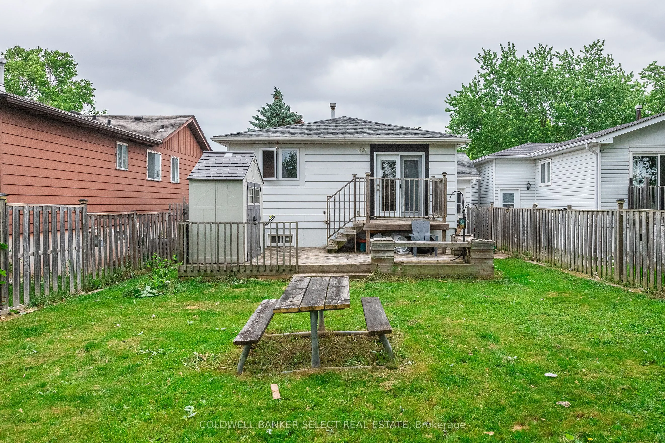 296 Whitehead Crescent