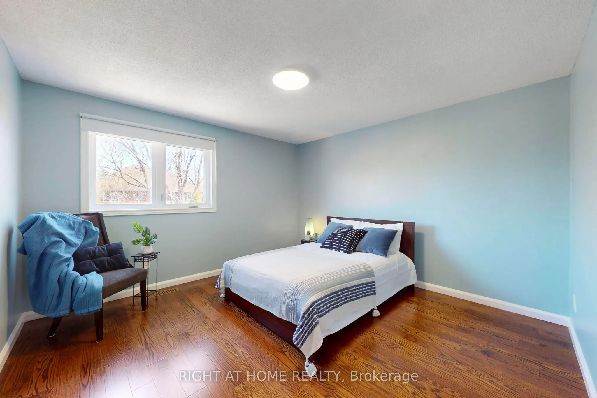 1329 Sweetbirch Court