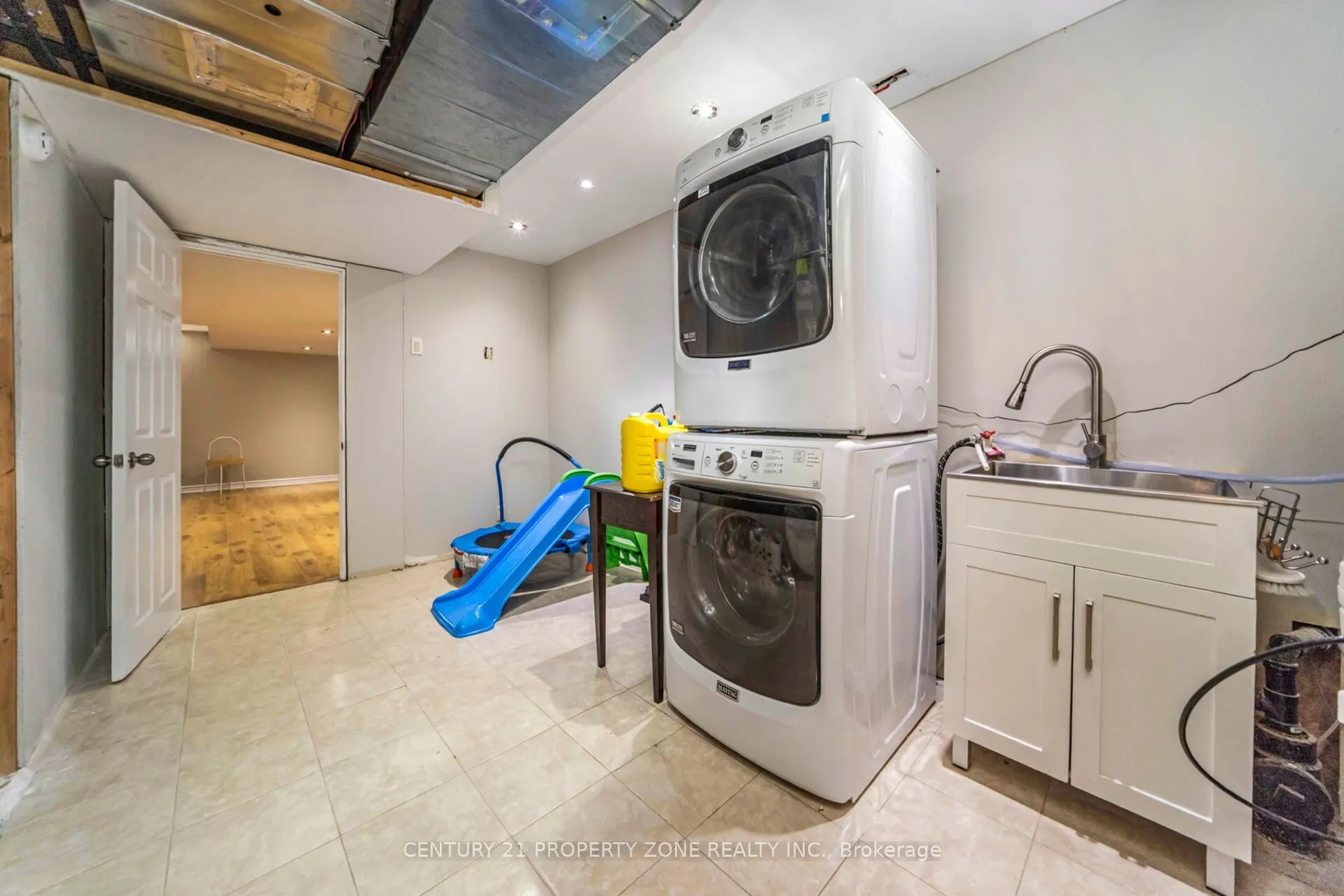 221 Andrews Trail