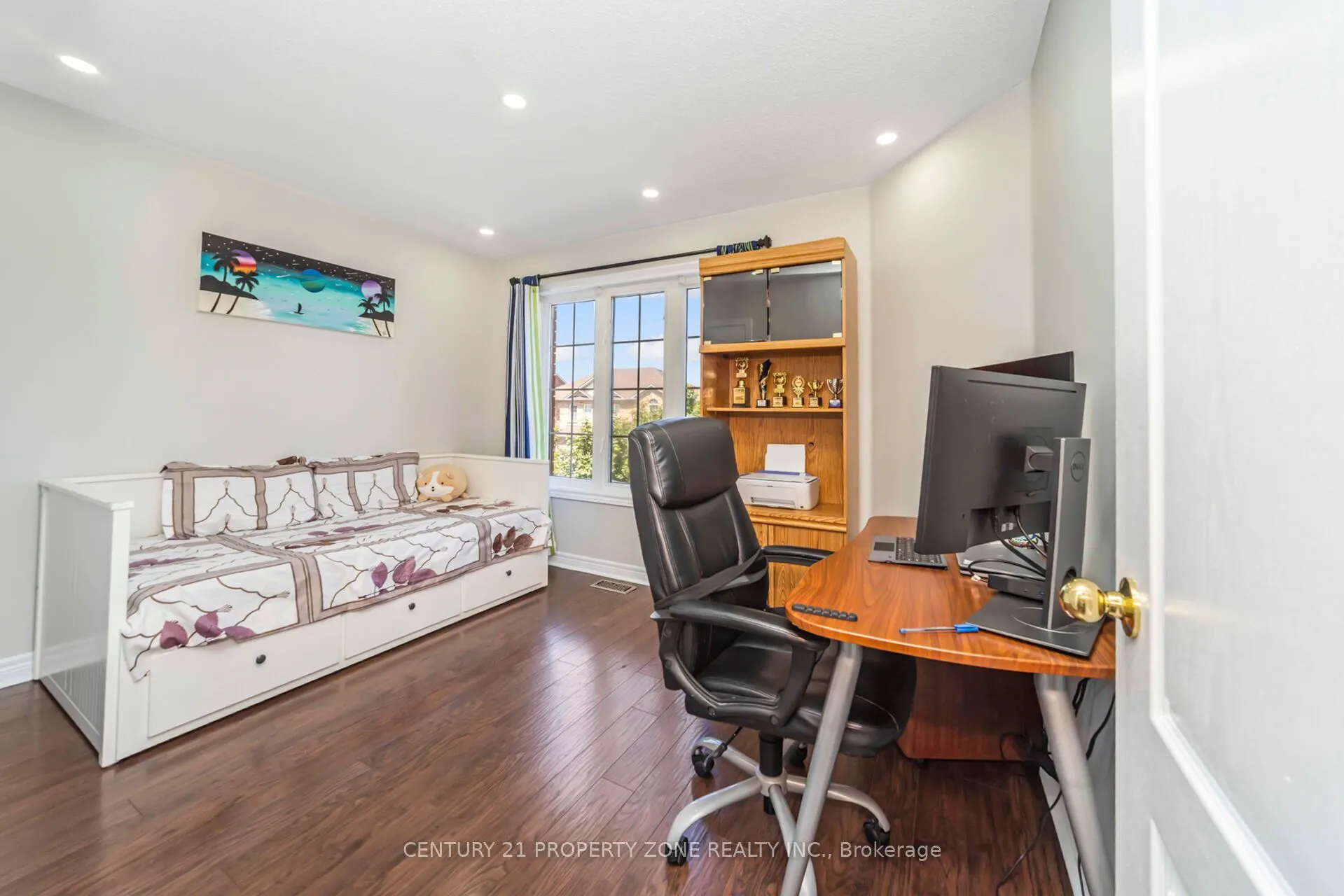 221 Andrews Trail