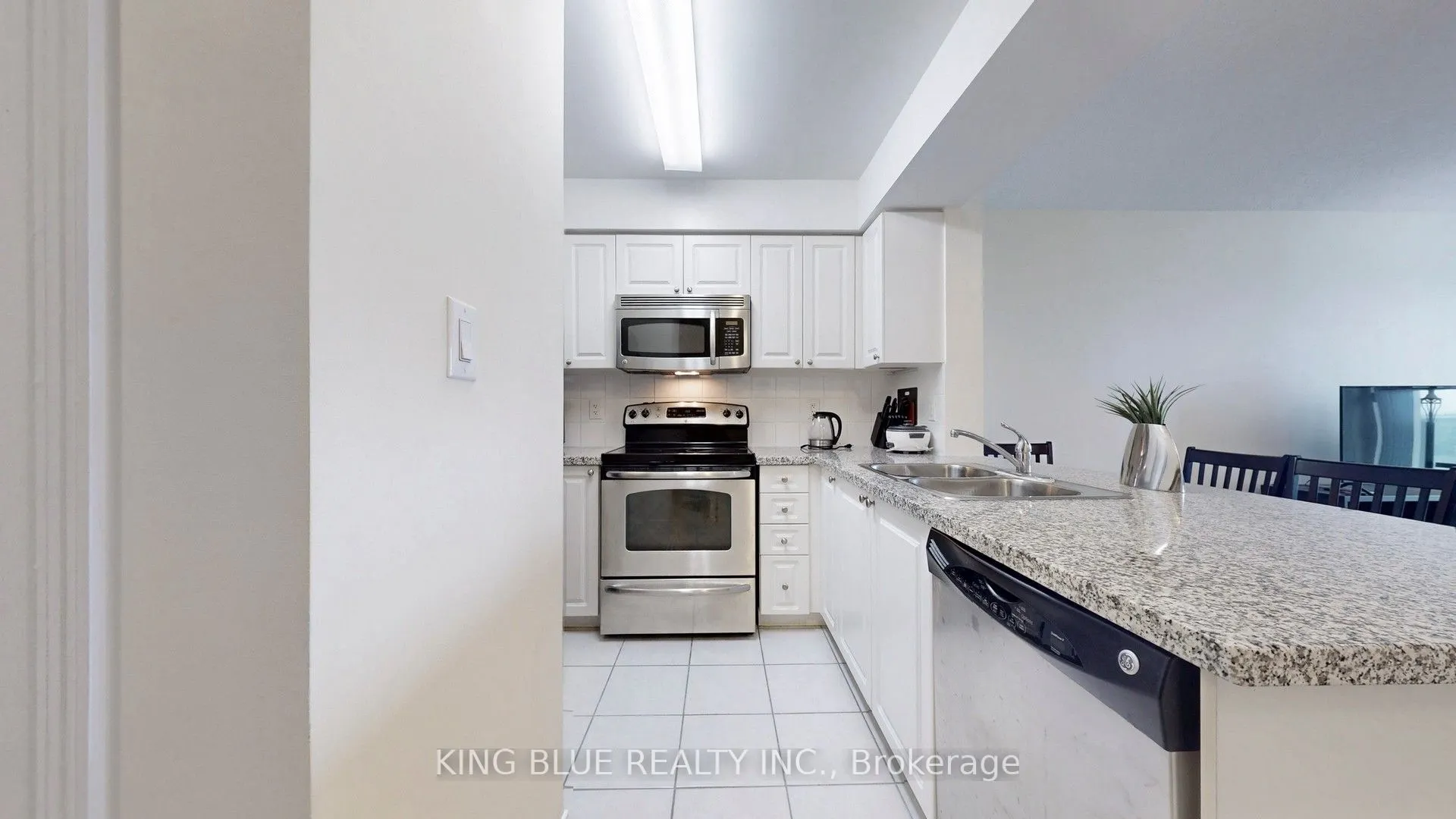 4850 Glen Erin Drive, #1802