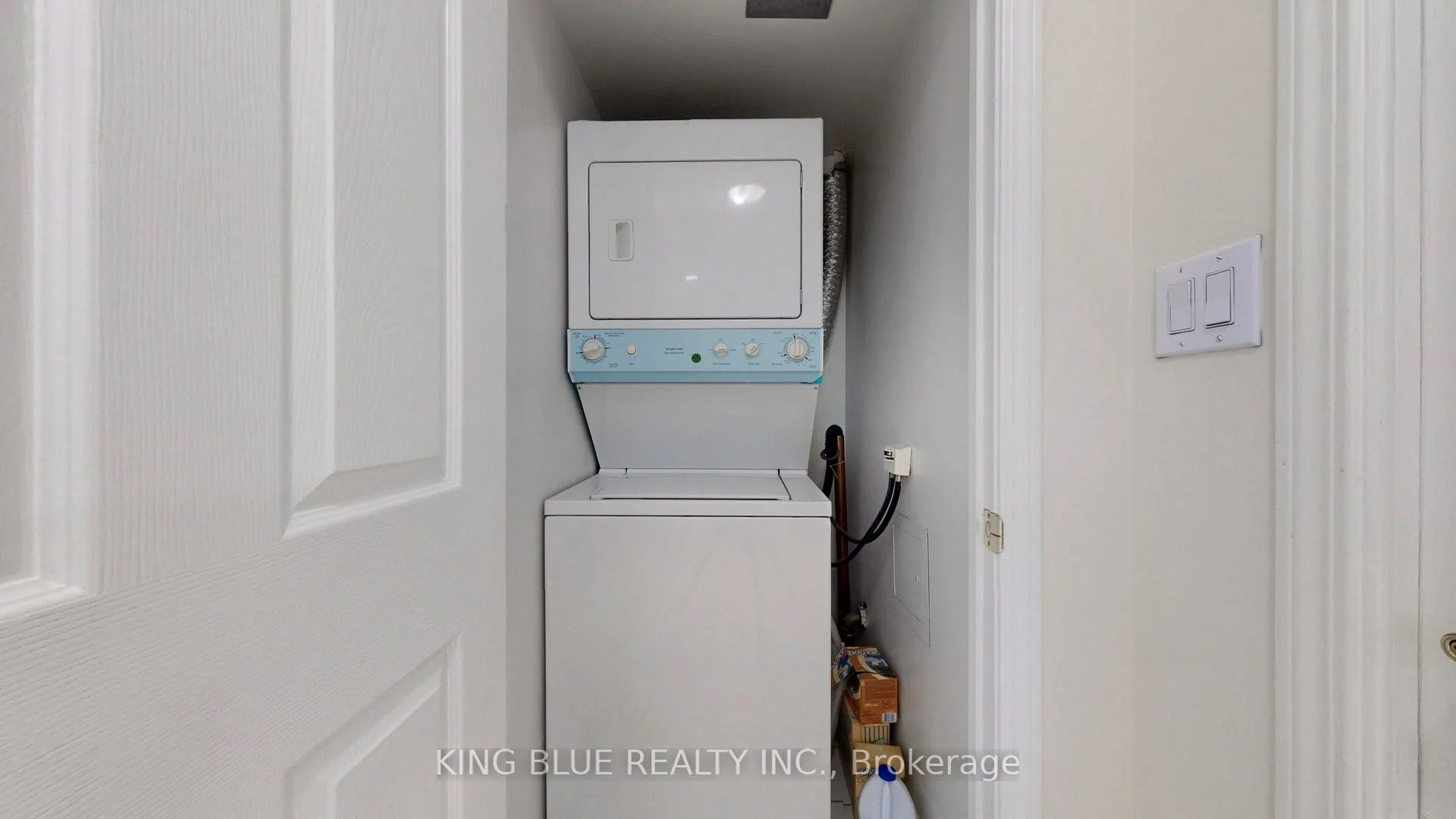 4850 Glen Erin Drive, #1802