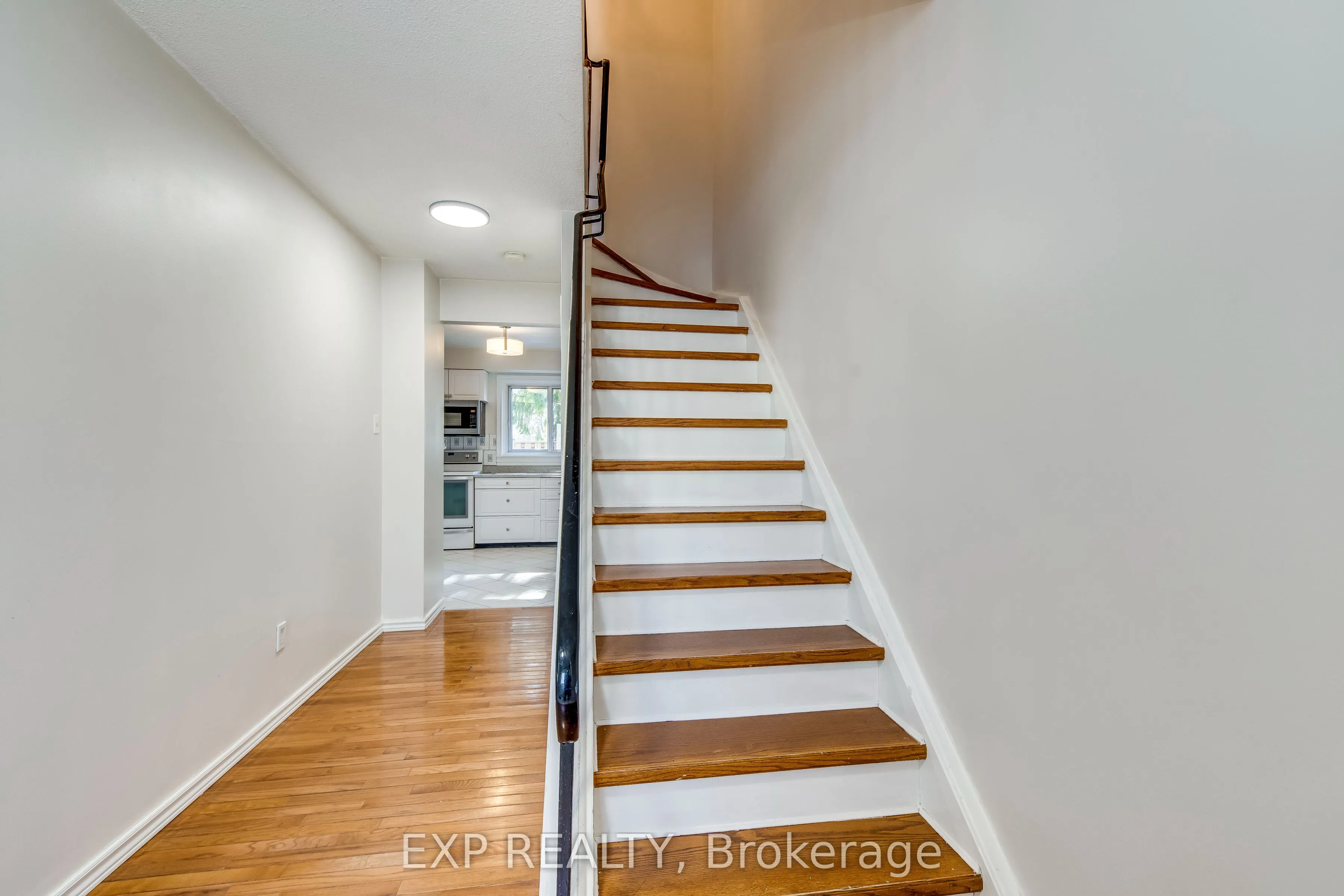 1050 Shawnmarr Road, #132