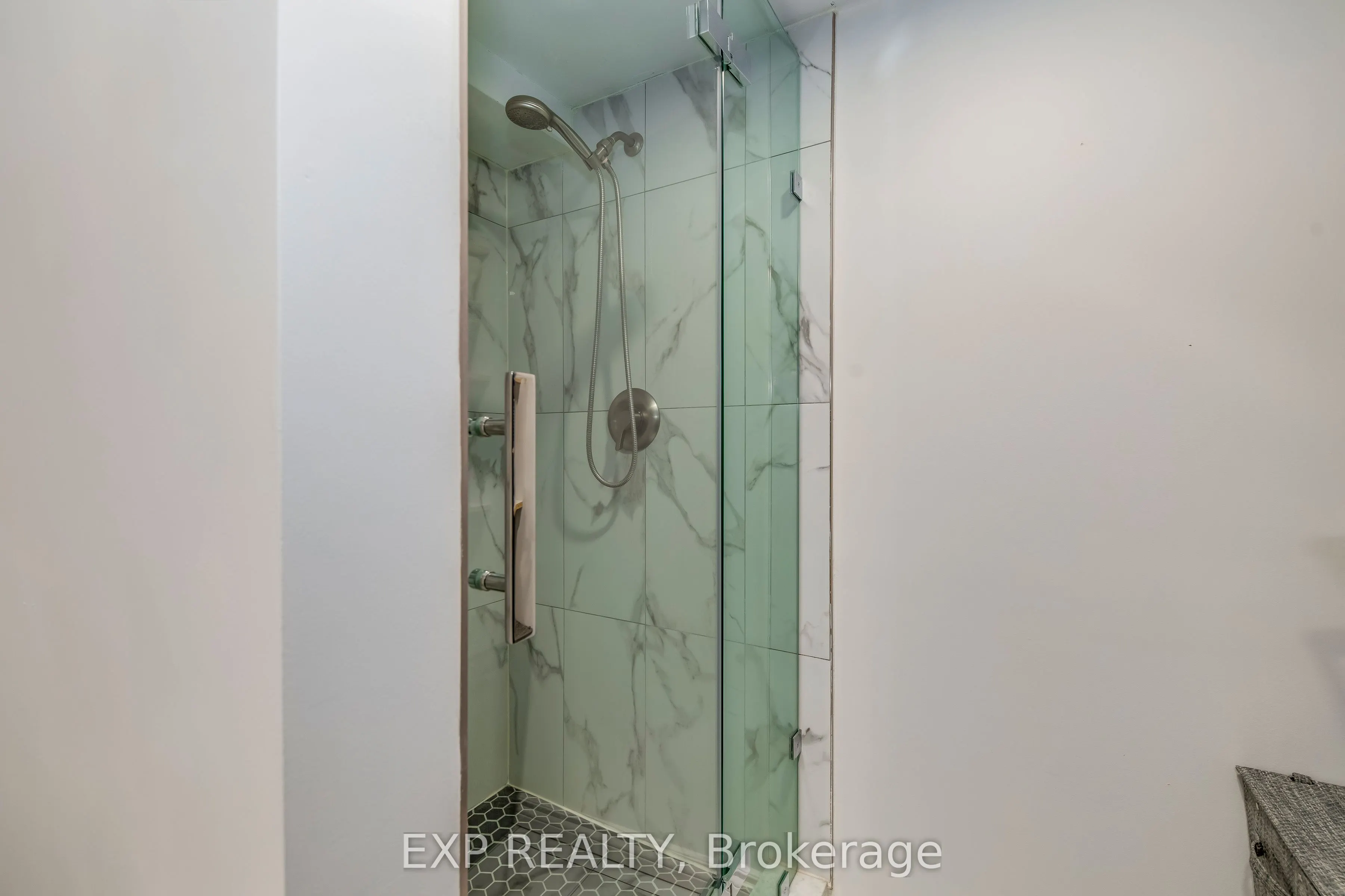 1050 Shawnmarr Road, #132