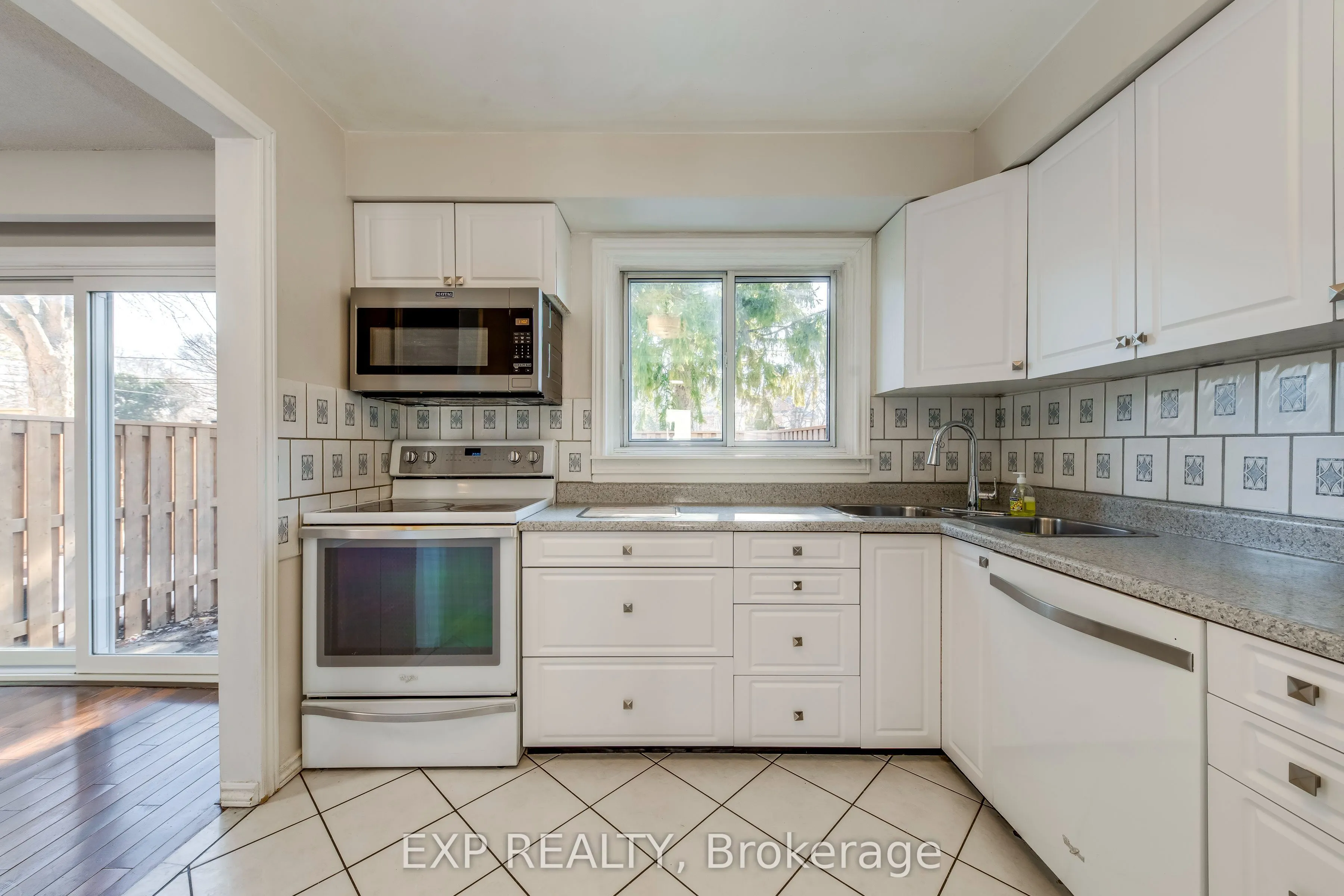 1050 Shawnmarr Road, #132