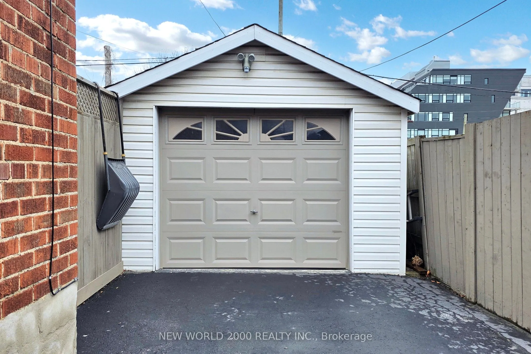 5 Parker Avenue
