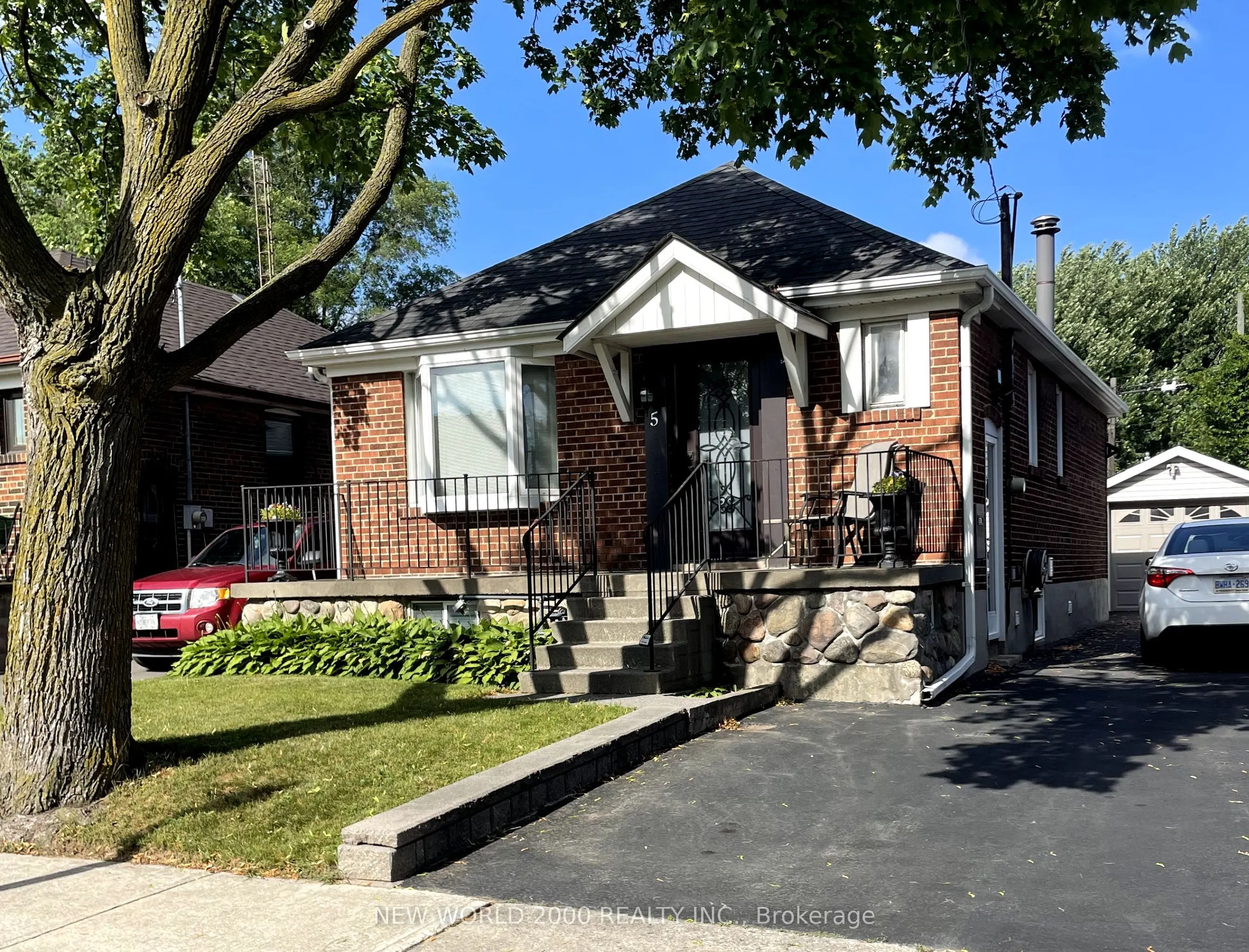5 Parker Avenue