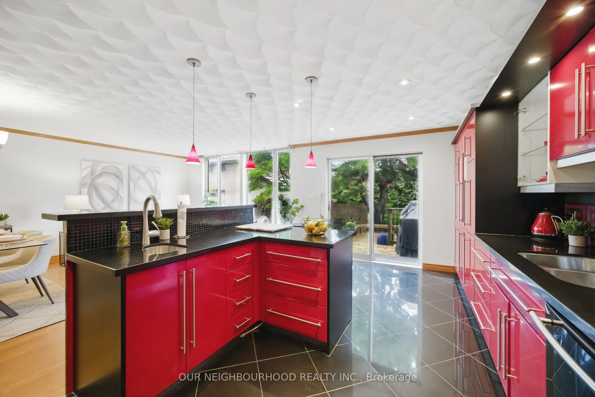 6 Enfield Avenue