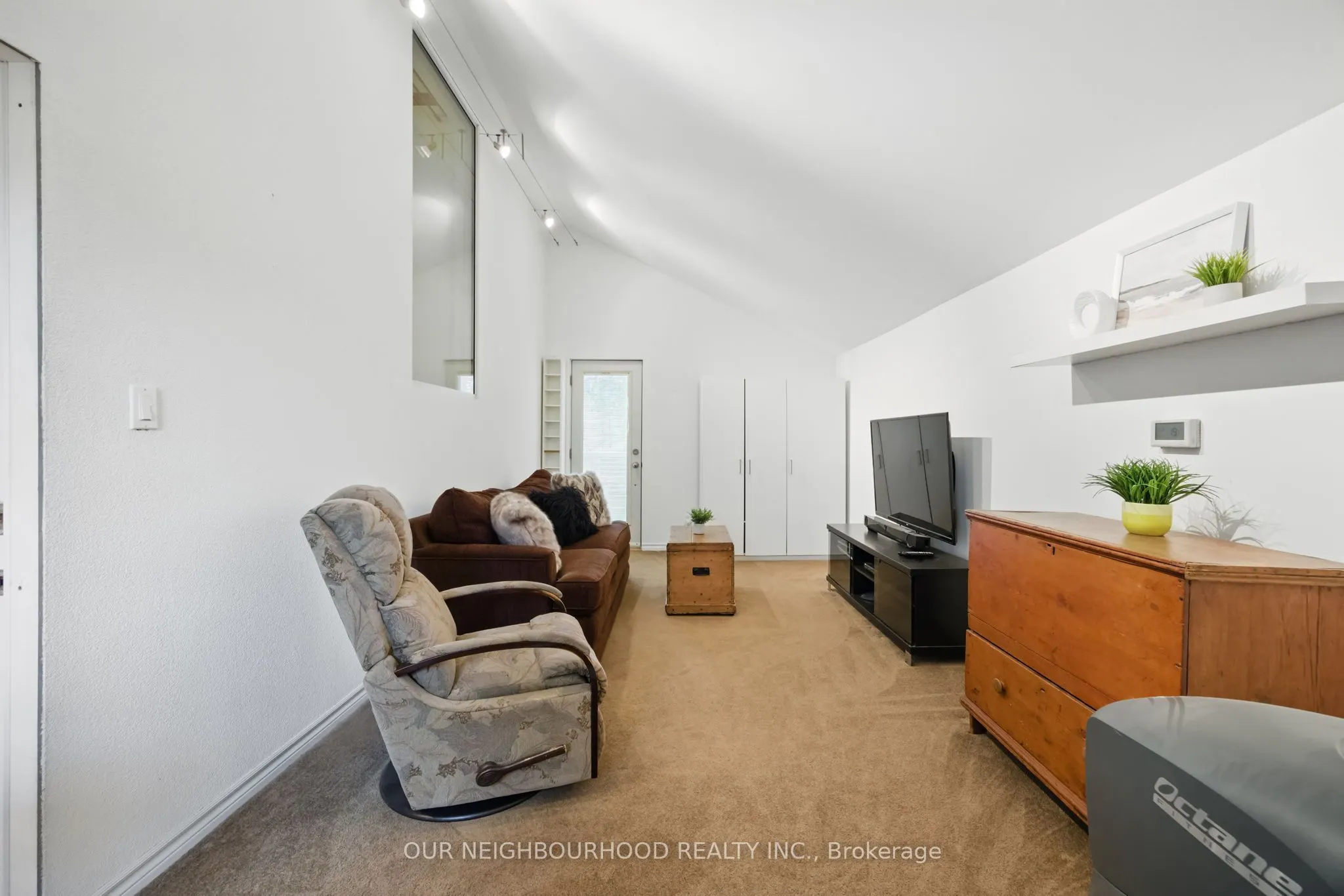6 Enfield Avenue