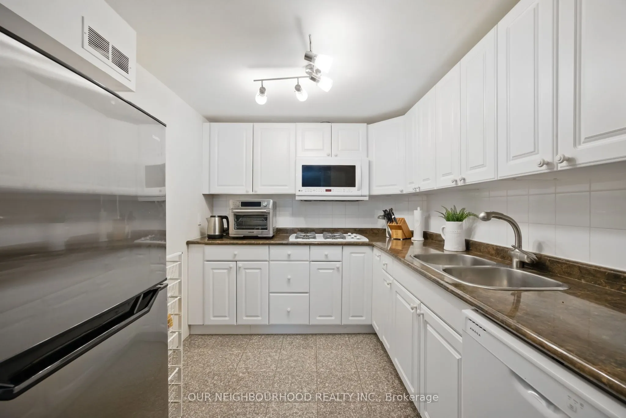 6 Enfield Avenue