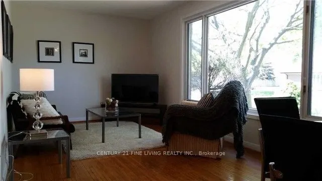 35 Hartland Road