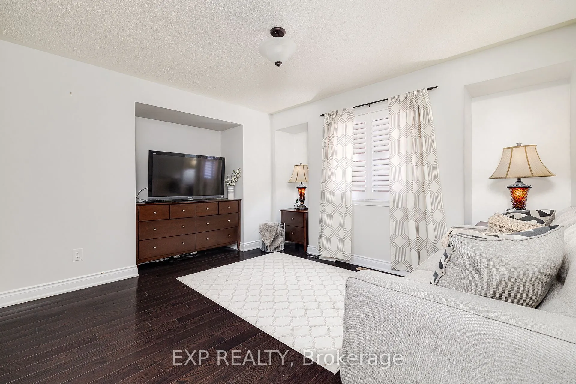 951 Cousens Terrace