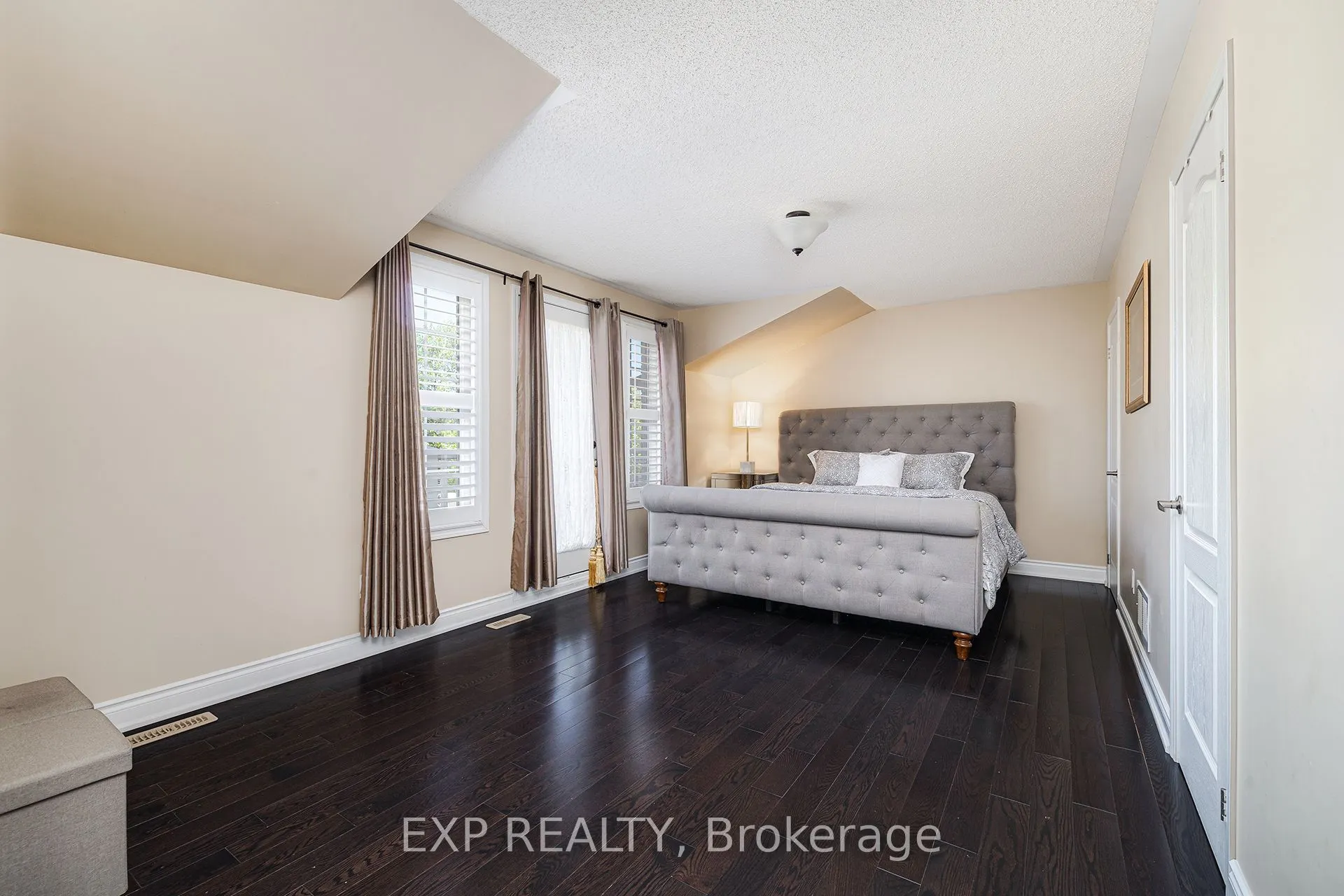 951 Cousens Terrace