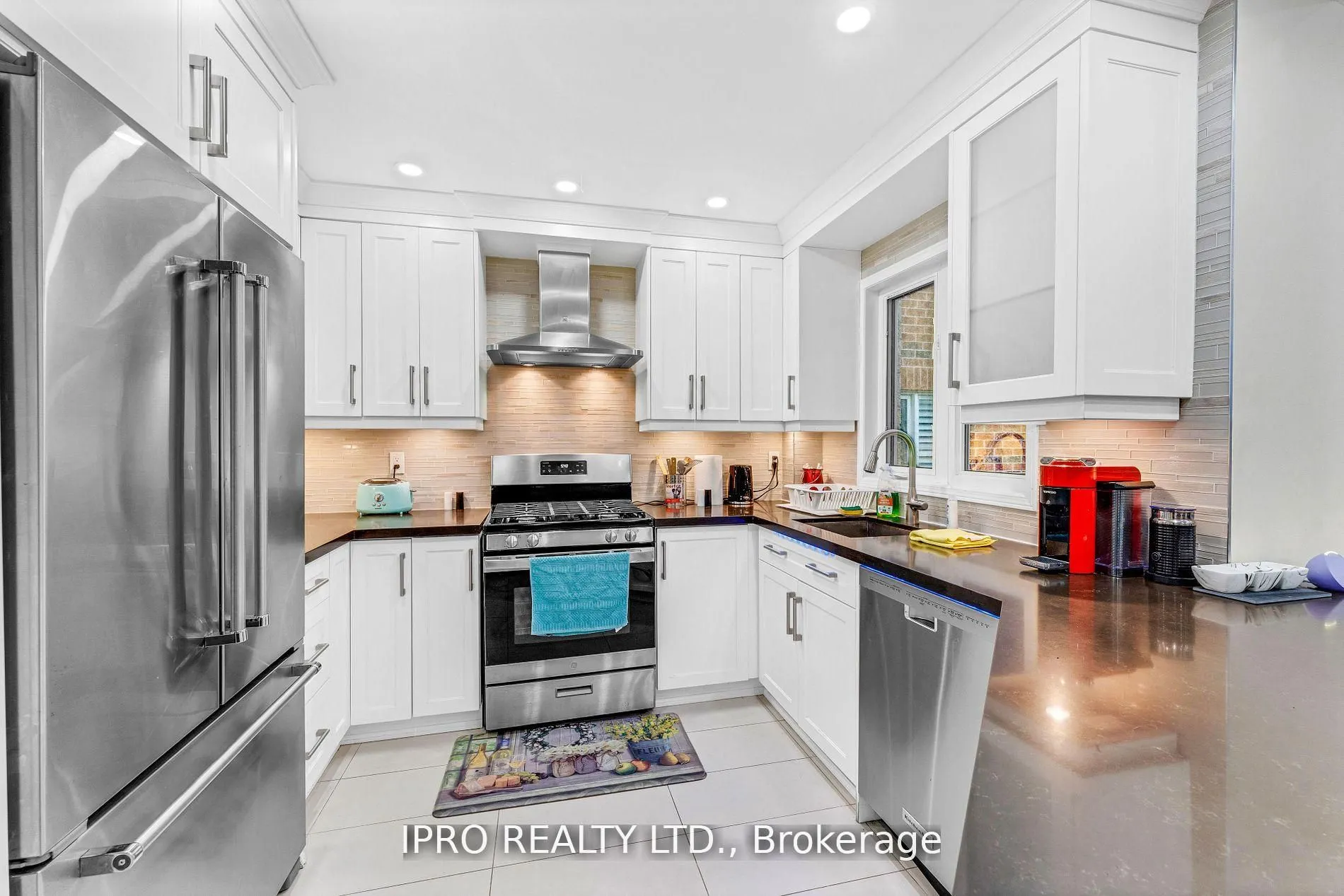 3191 Oakview Road