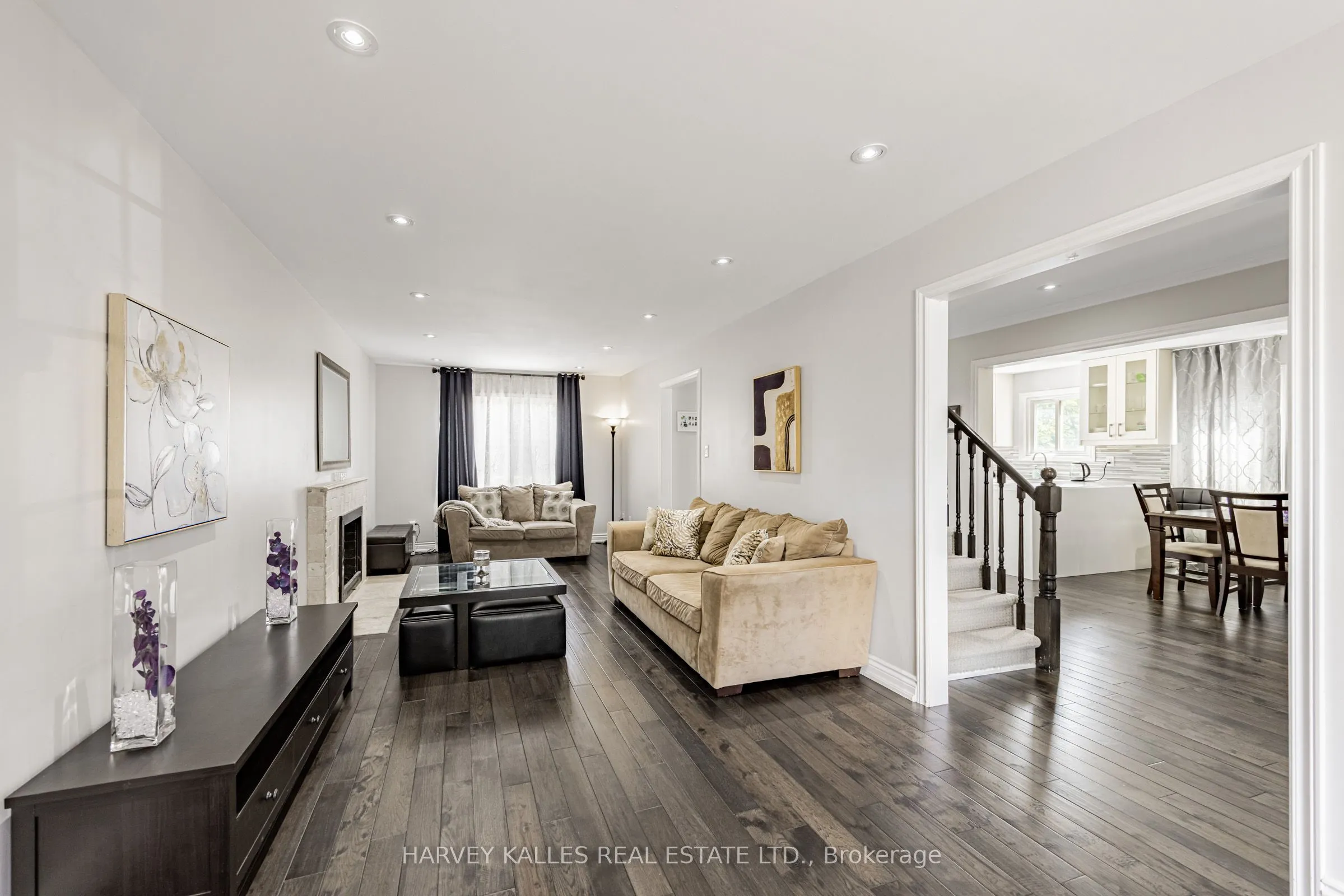 34 Greendust Court