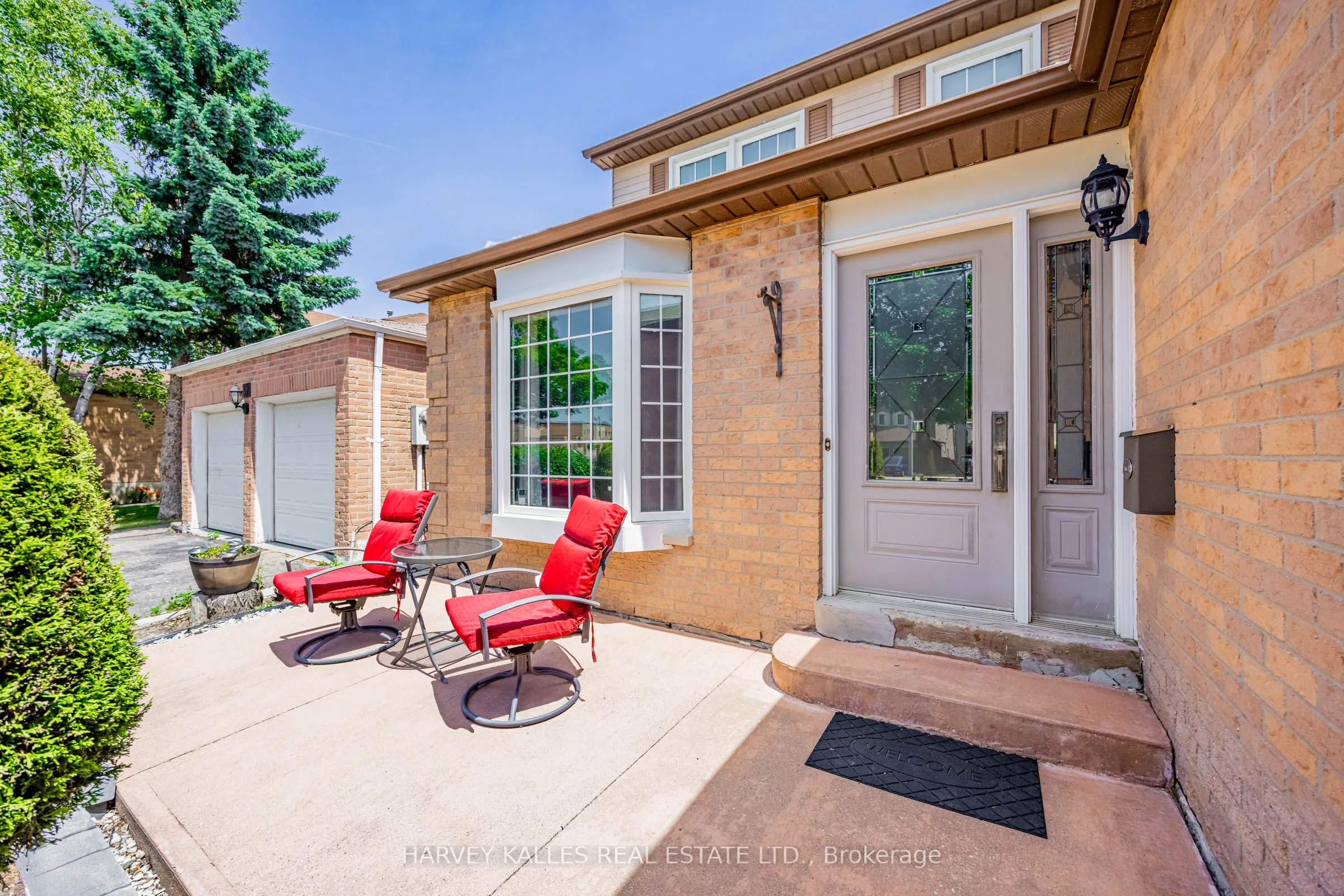 34 Greendust Court
