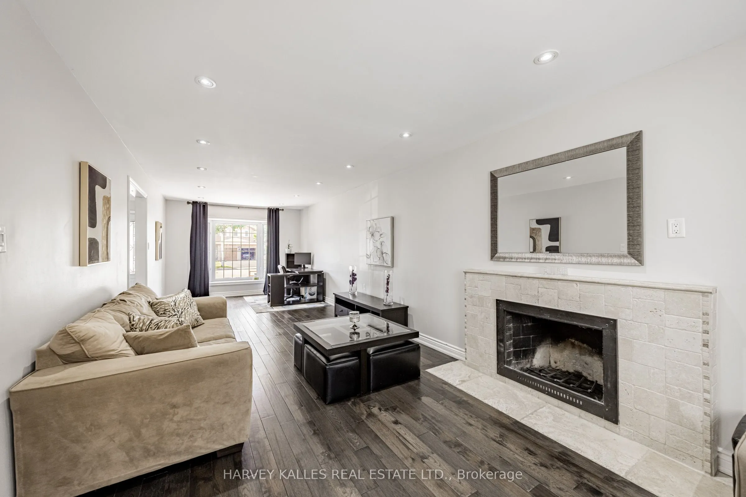 34 Greendust Court