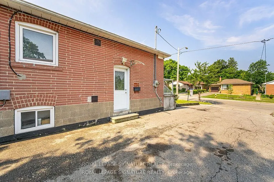 71 Redwater Drive, #1