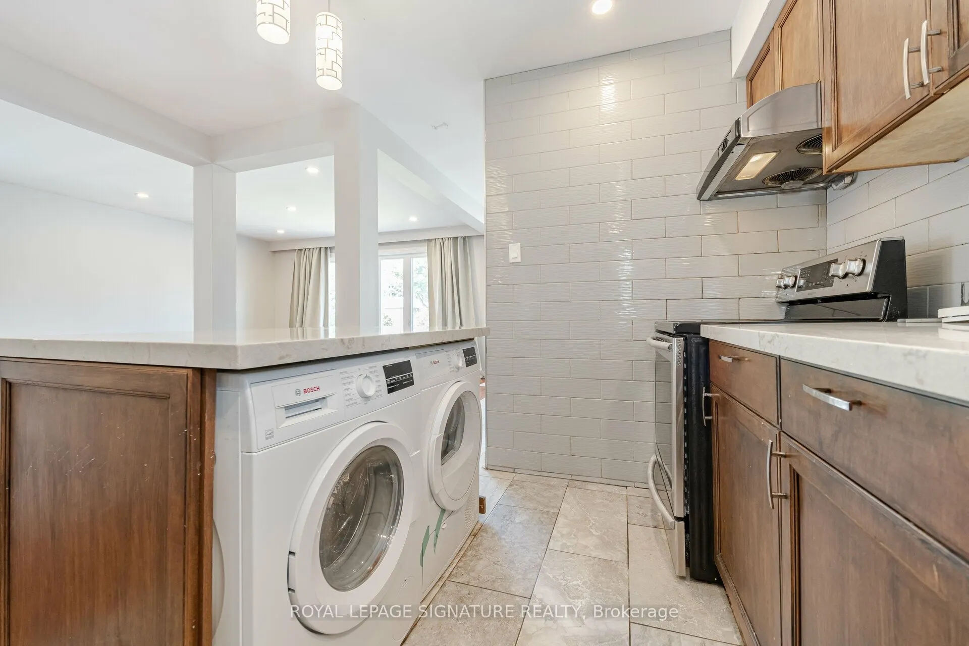71 Redwater Drive, #1
