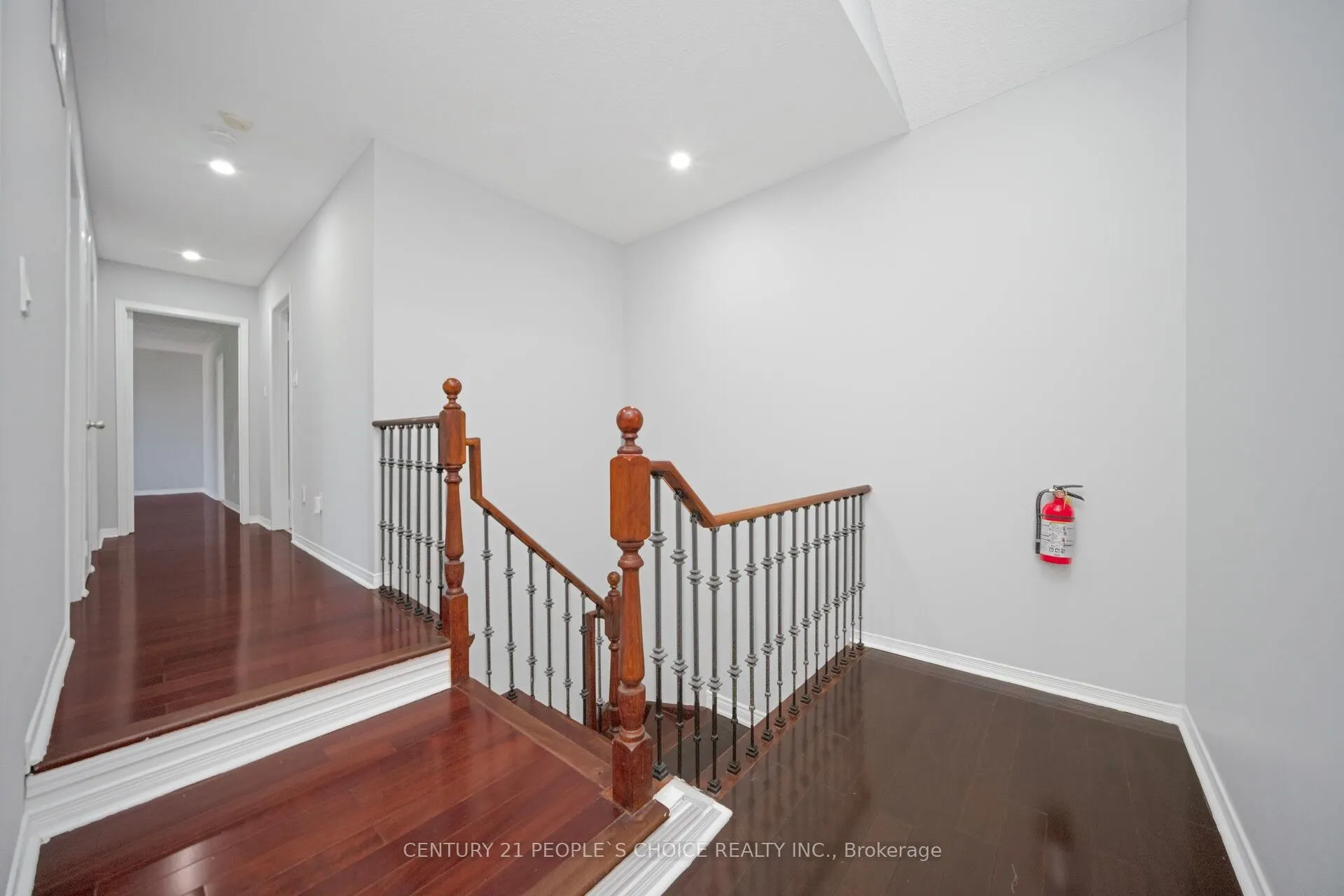 2 Checkerberry Crescent