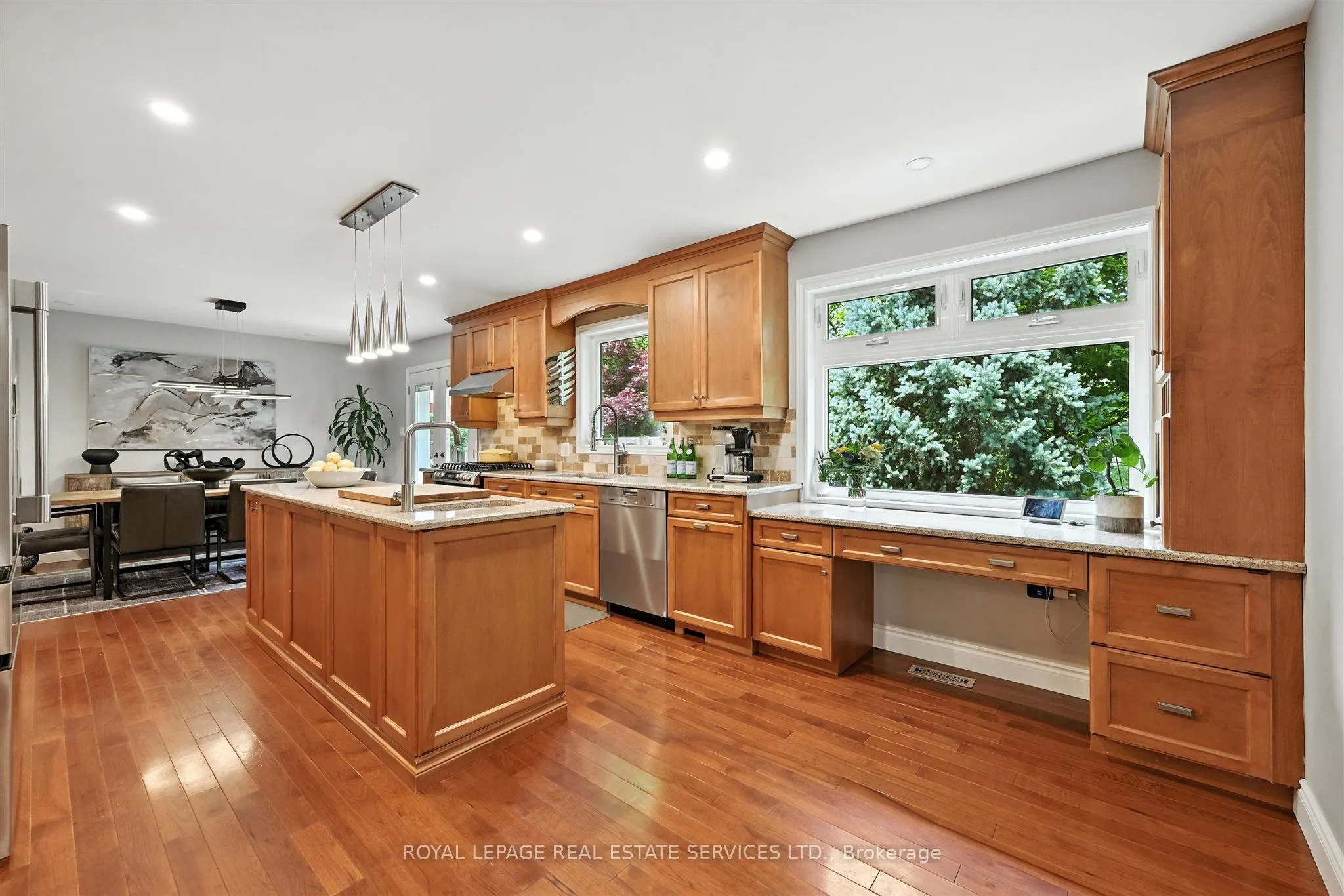 4240 Dunvegan Road