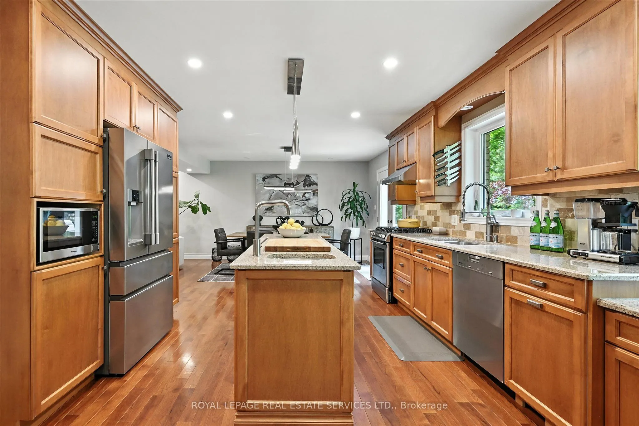 4240 Dunvegan Road