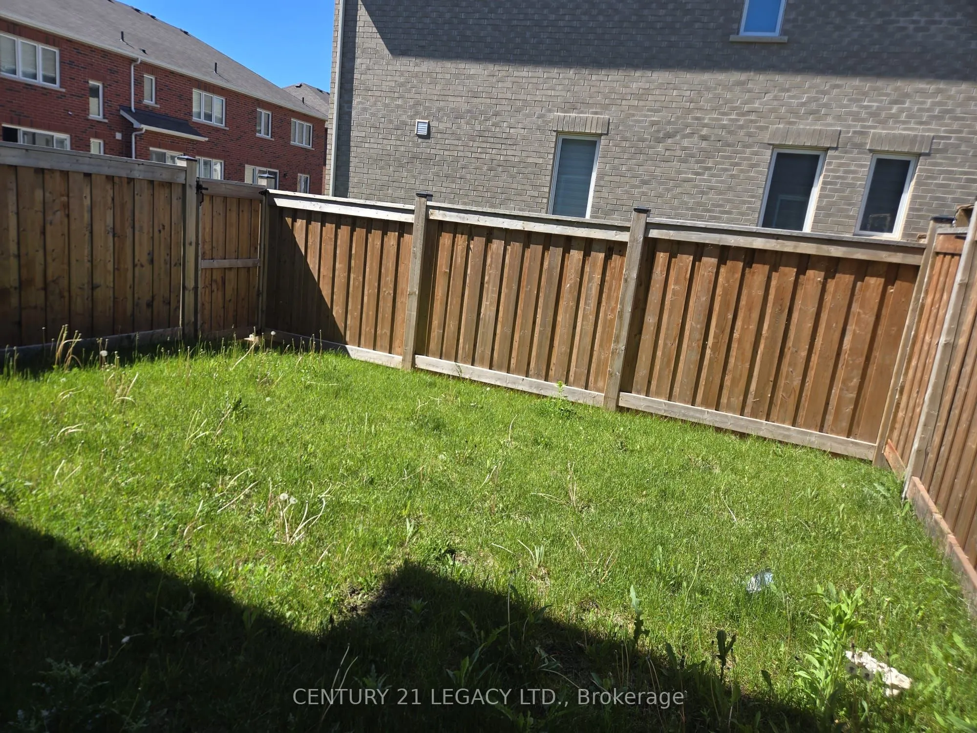 932 Cherry Court