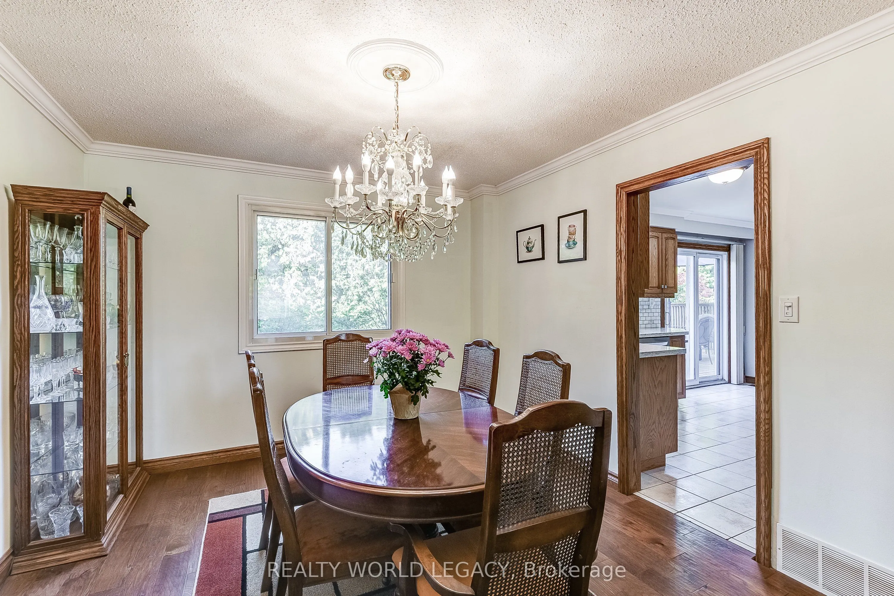 645 Dynes Road