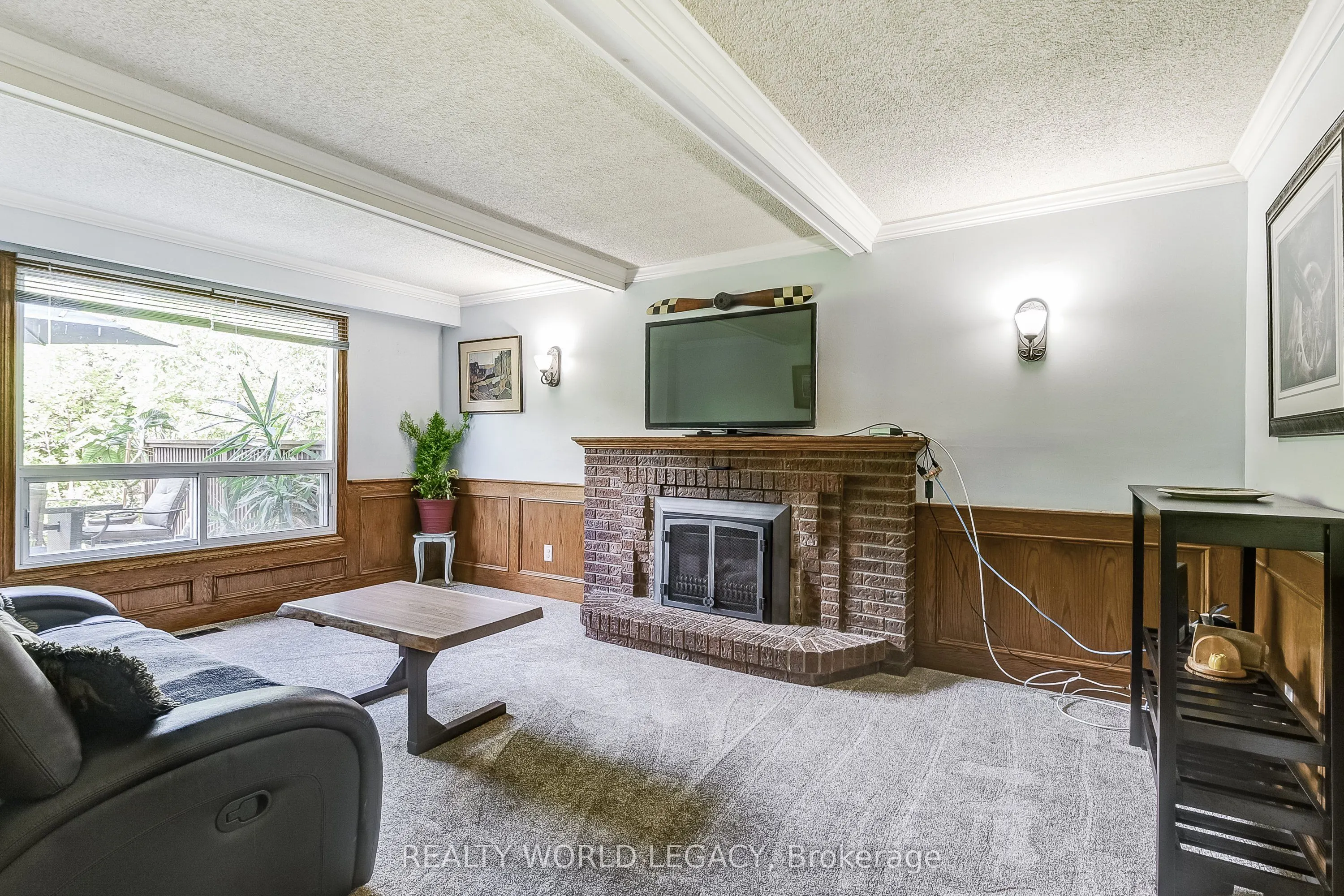 645 Dynes Road