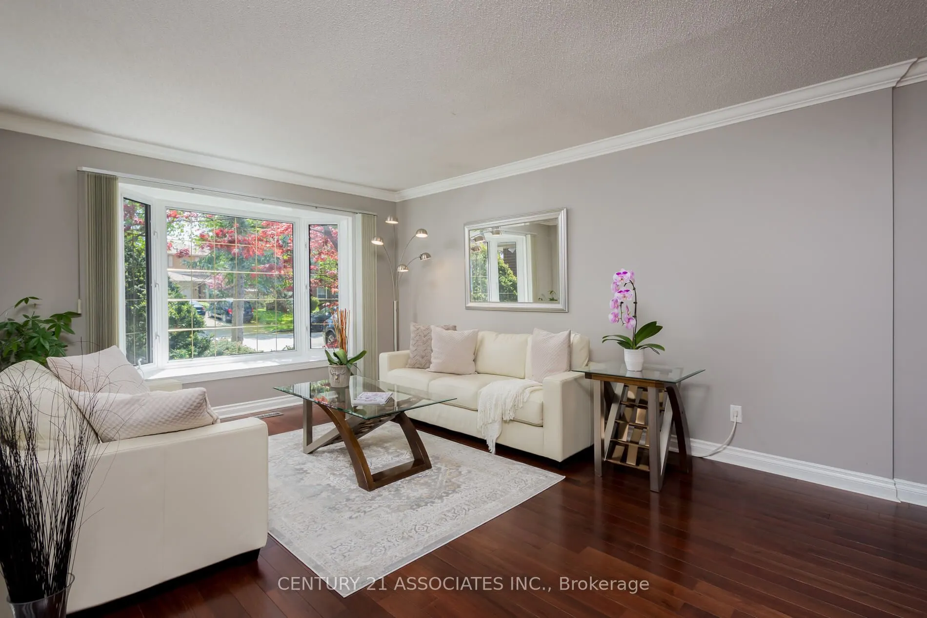 2475 Poplar Crescent
