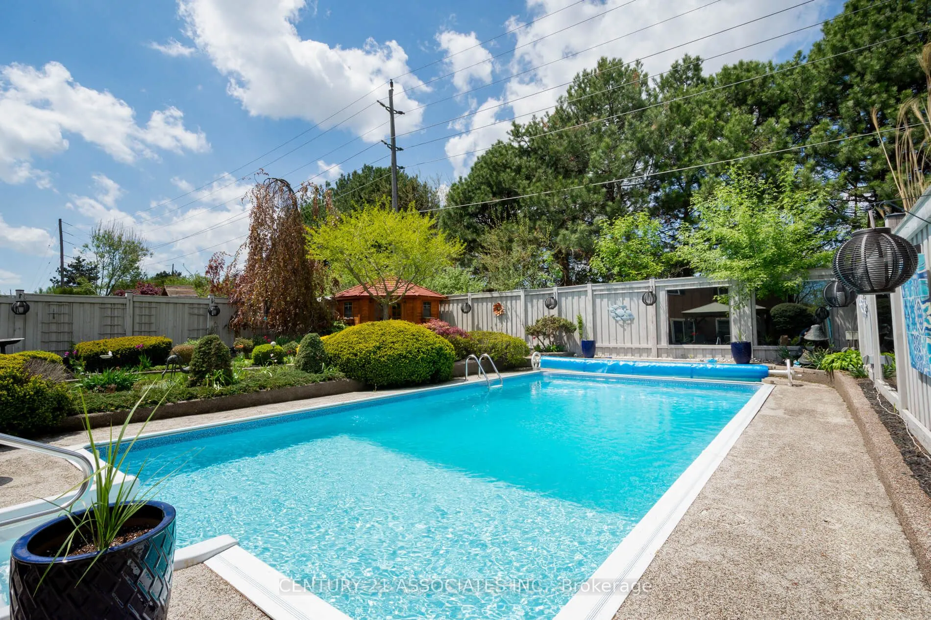 2475 Poplar Crescent