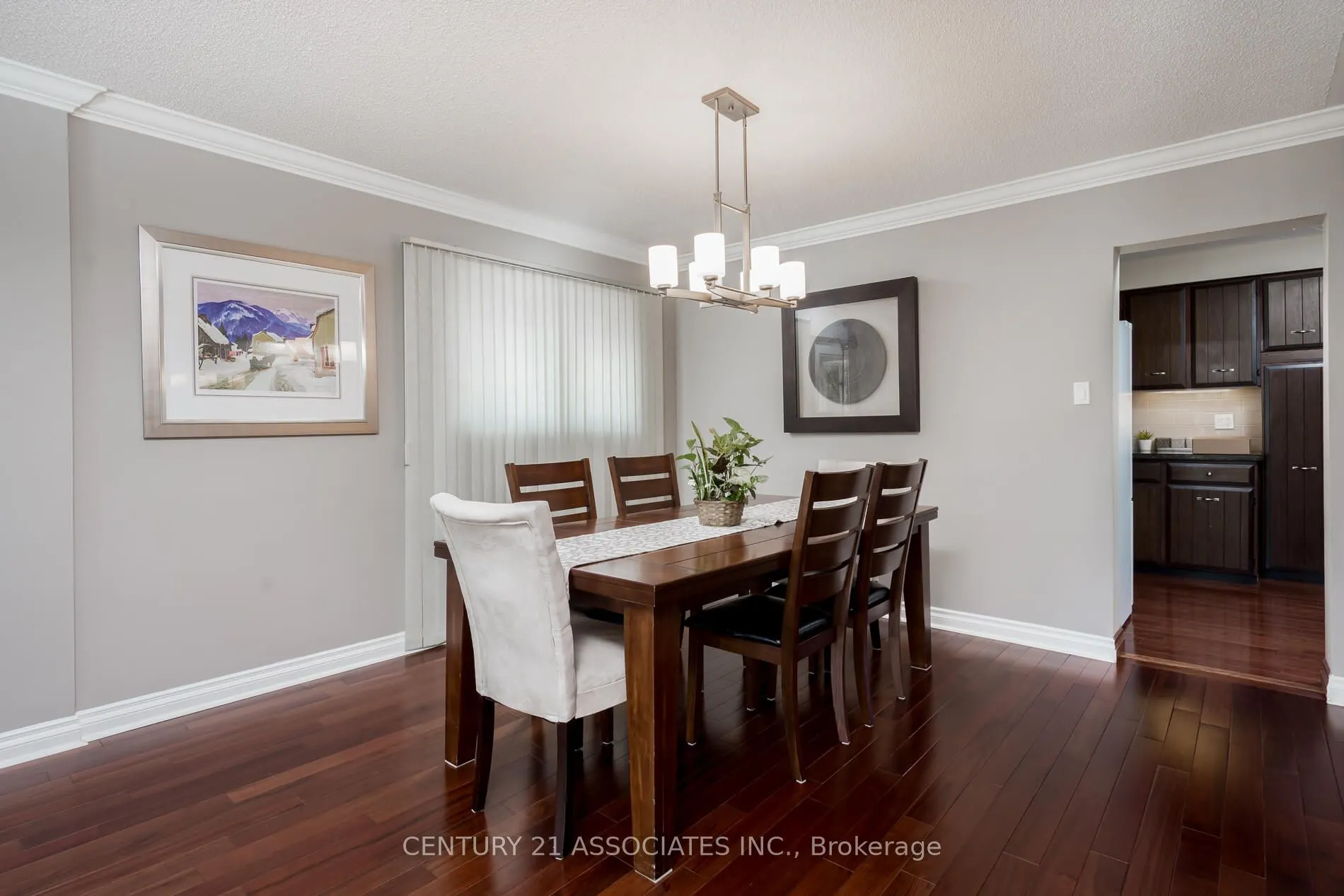 2475 Poplar Crescent