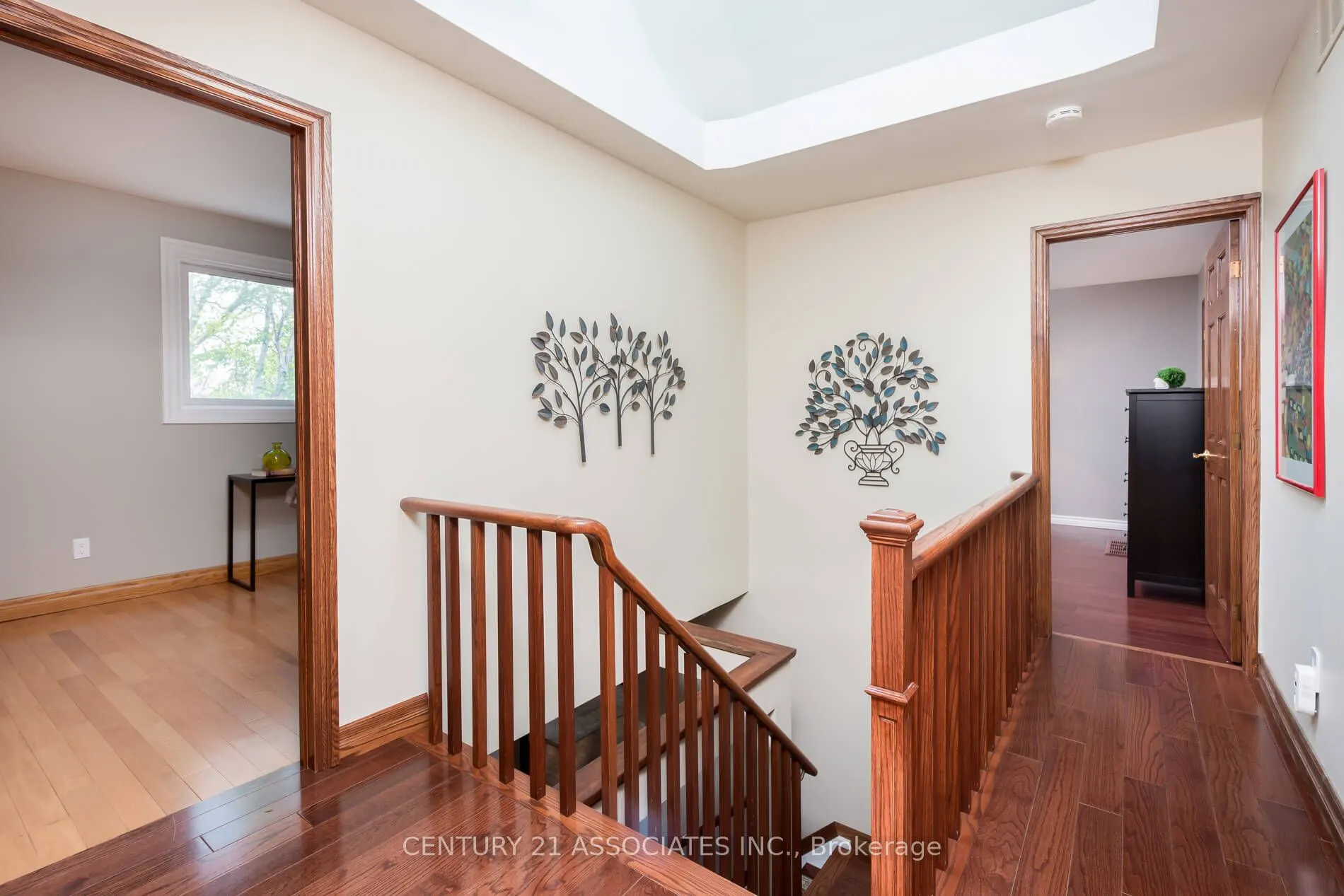 2475 Poplar Crescent