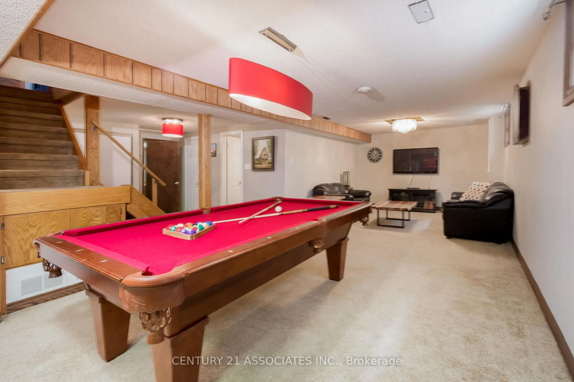 2475 Poplar Crescent