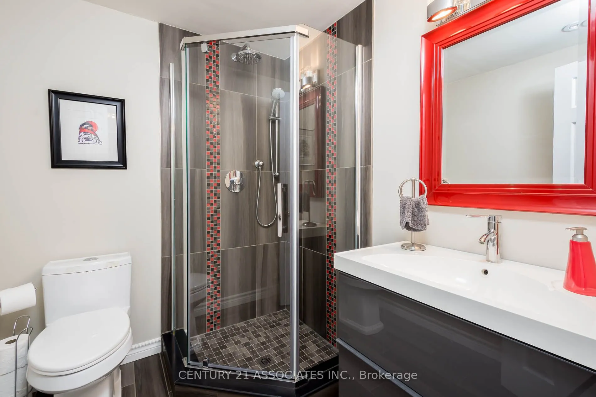 2475 Poplar Crescent