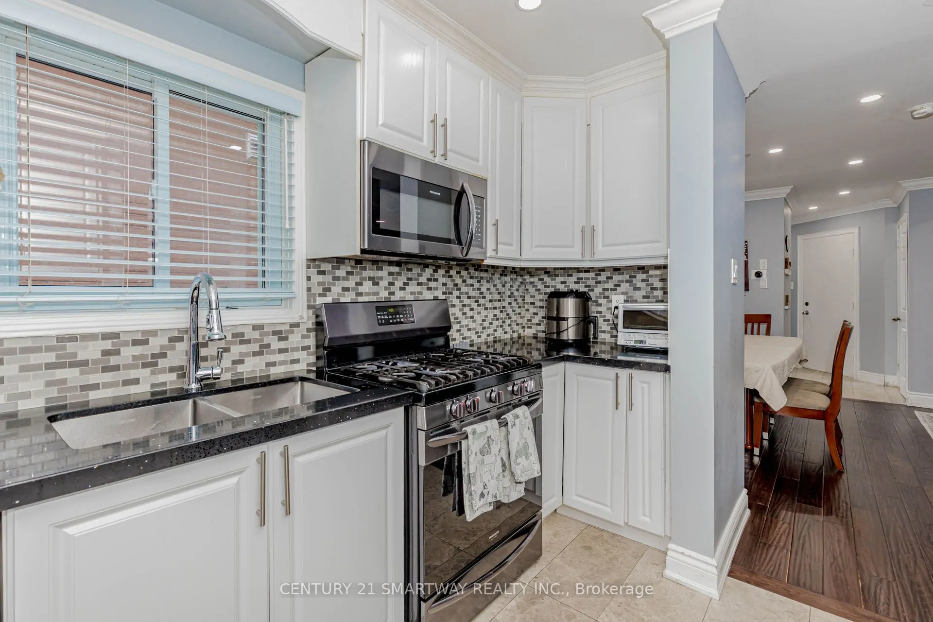 59 Arthurs Crescent