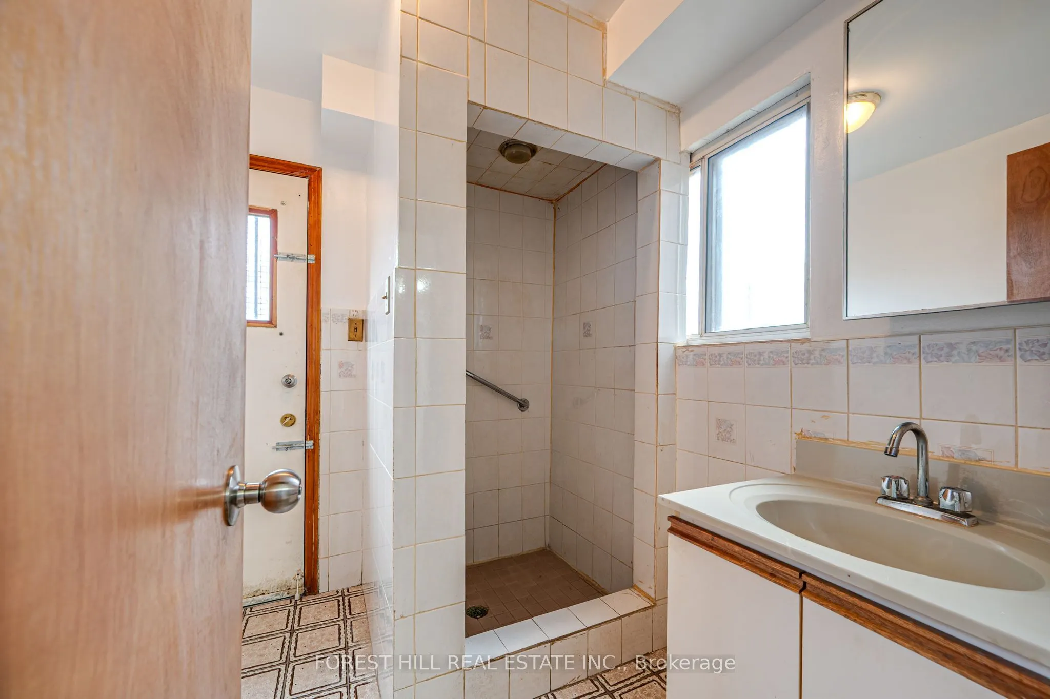 33 Hounslow Heath Road