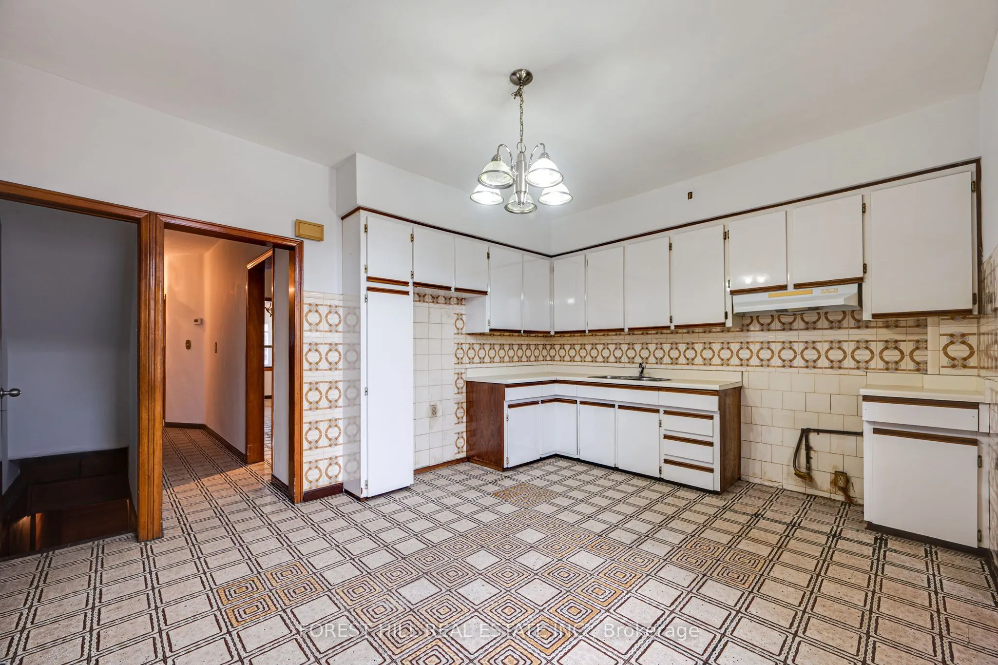 33 Hounslow Heath Road