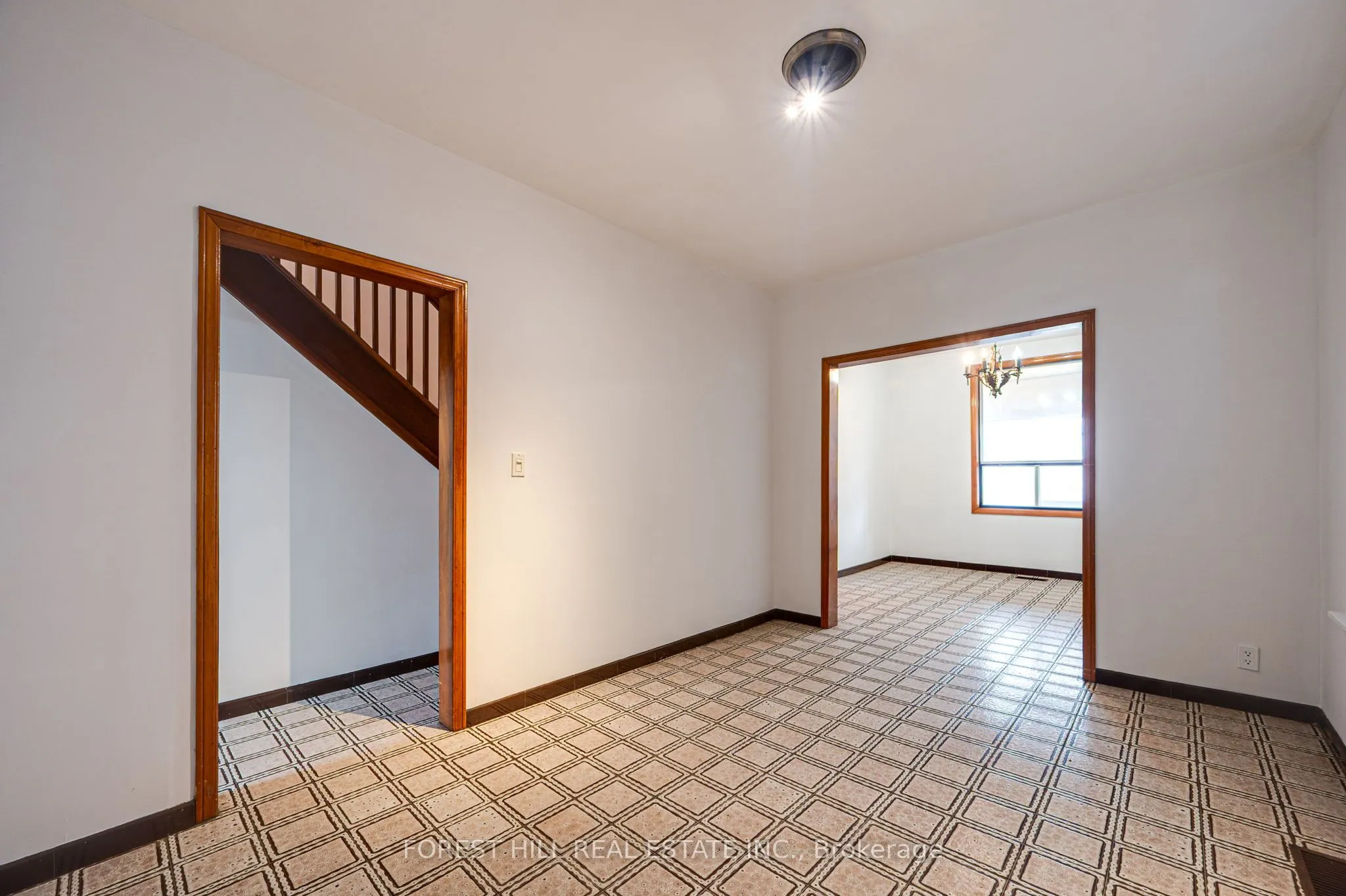 33 Hounslow Heath Road