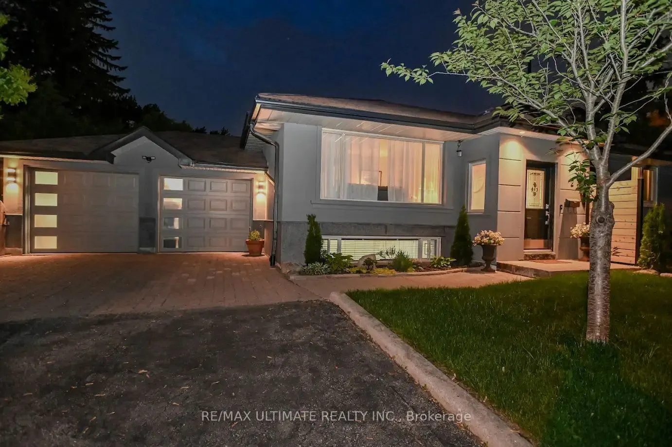 2 Beaverbrook Avenue