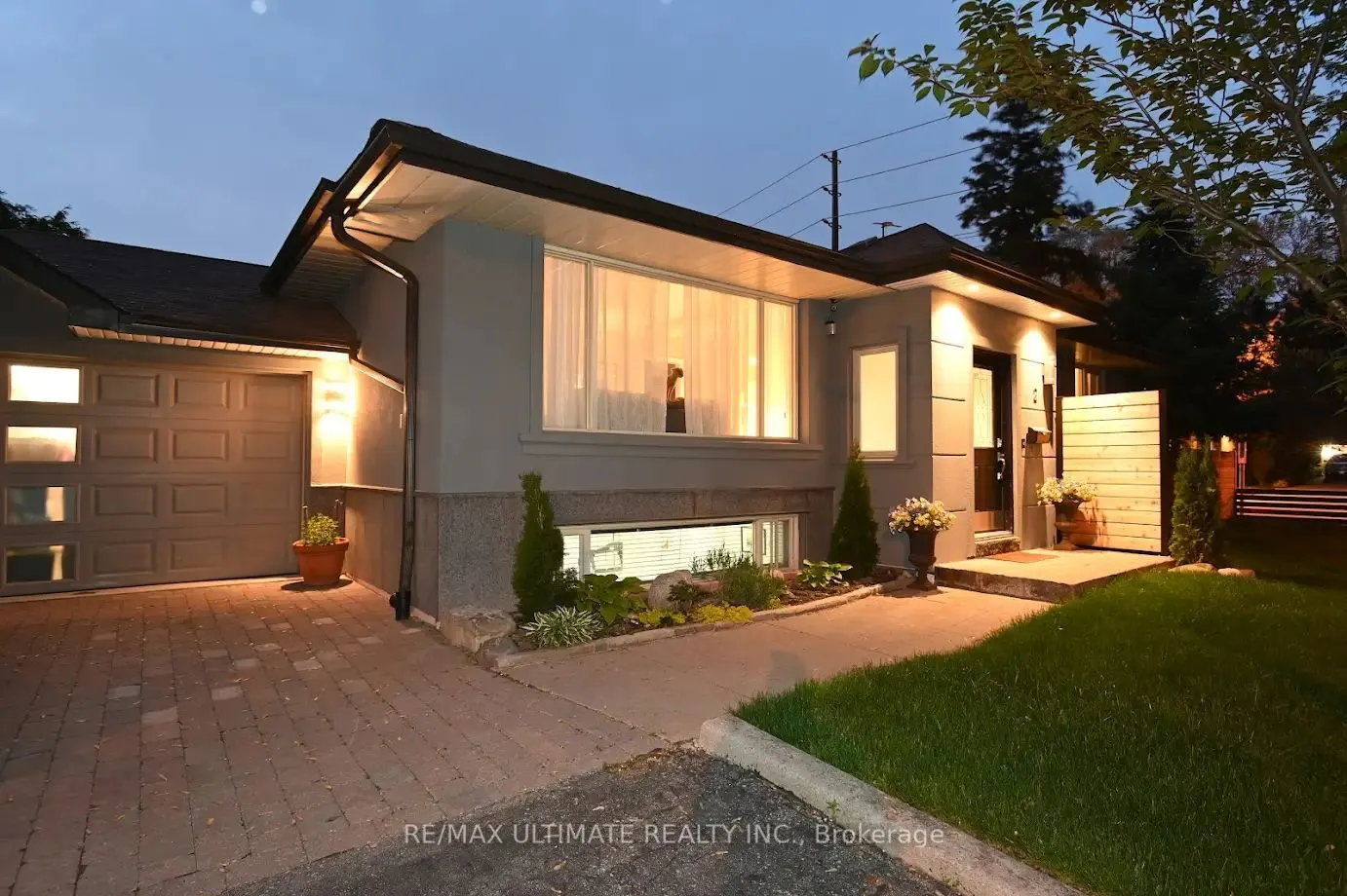 2 Beaverbrook Avenue