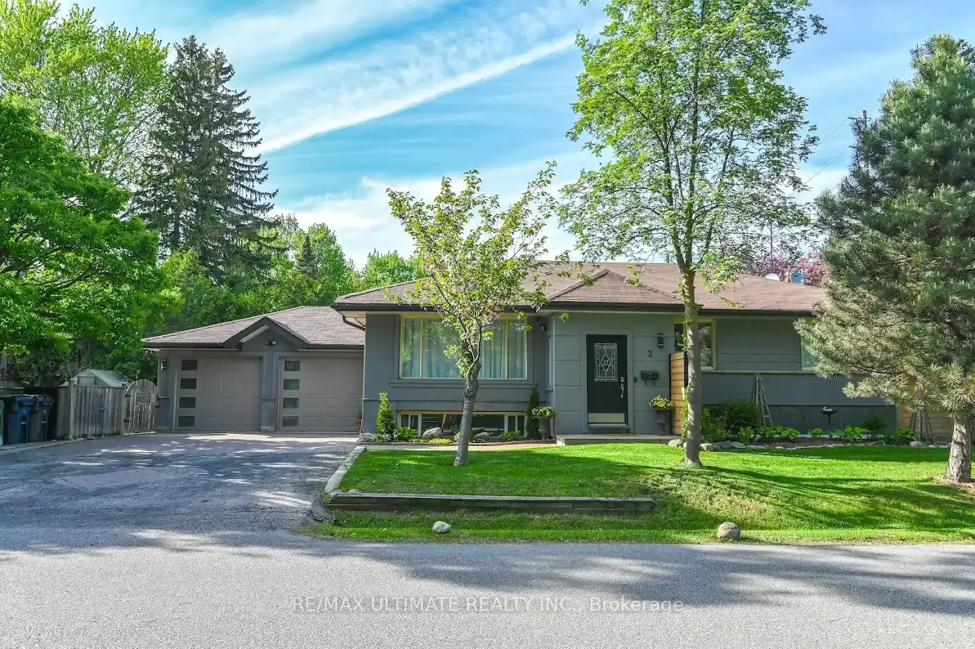 2 Beaverbrook Avenue