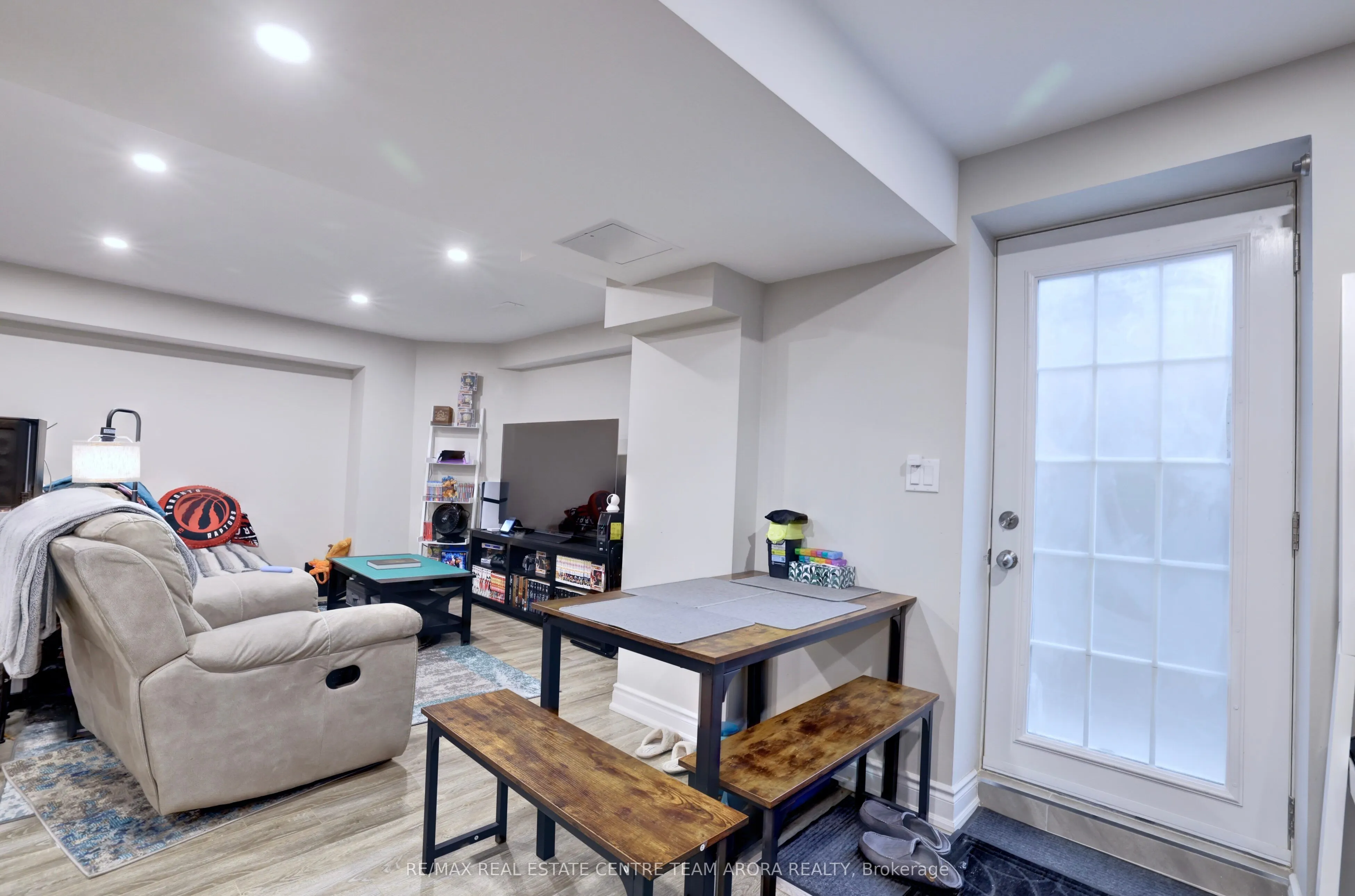 329 Brisdale Drive
