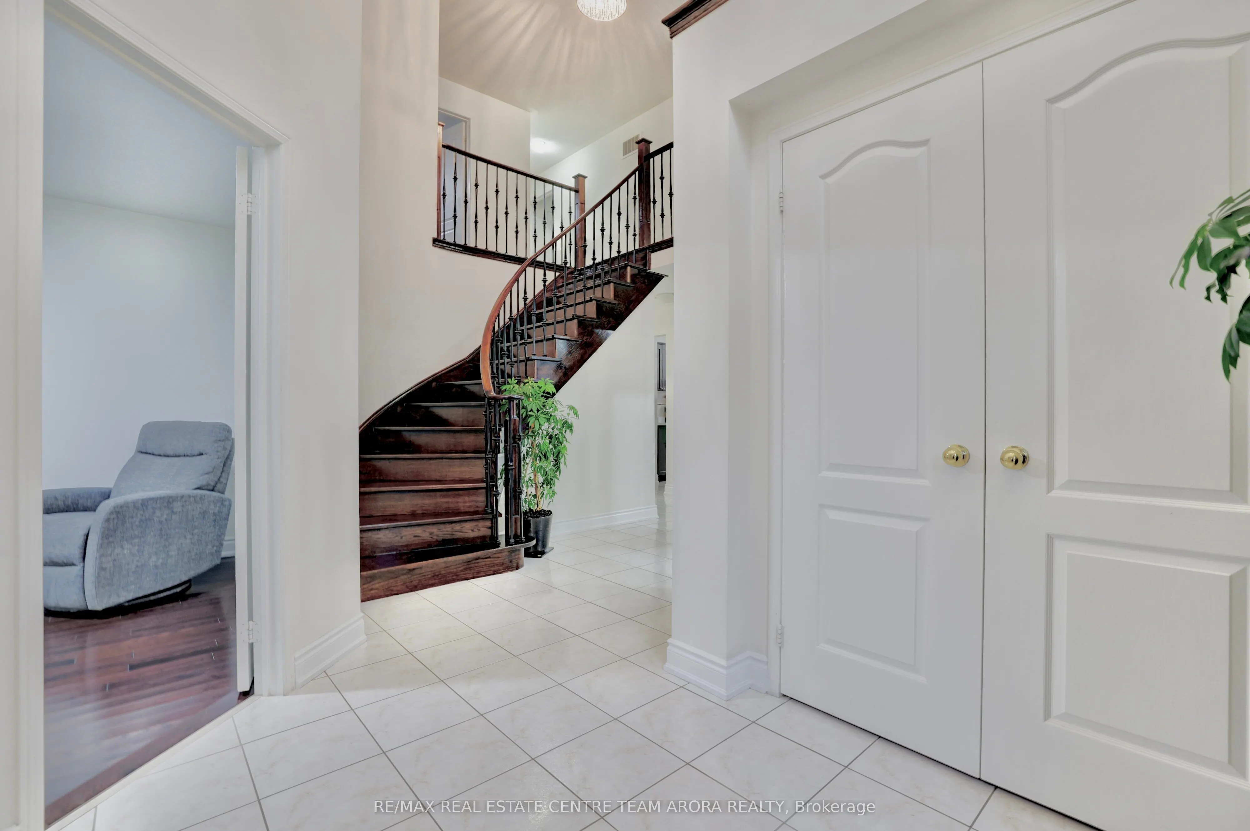329 Brisdale Drive