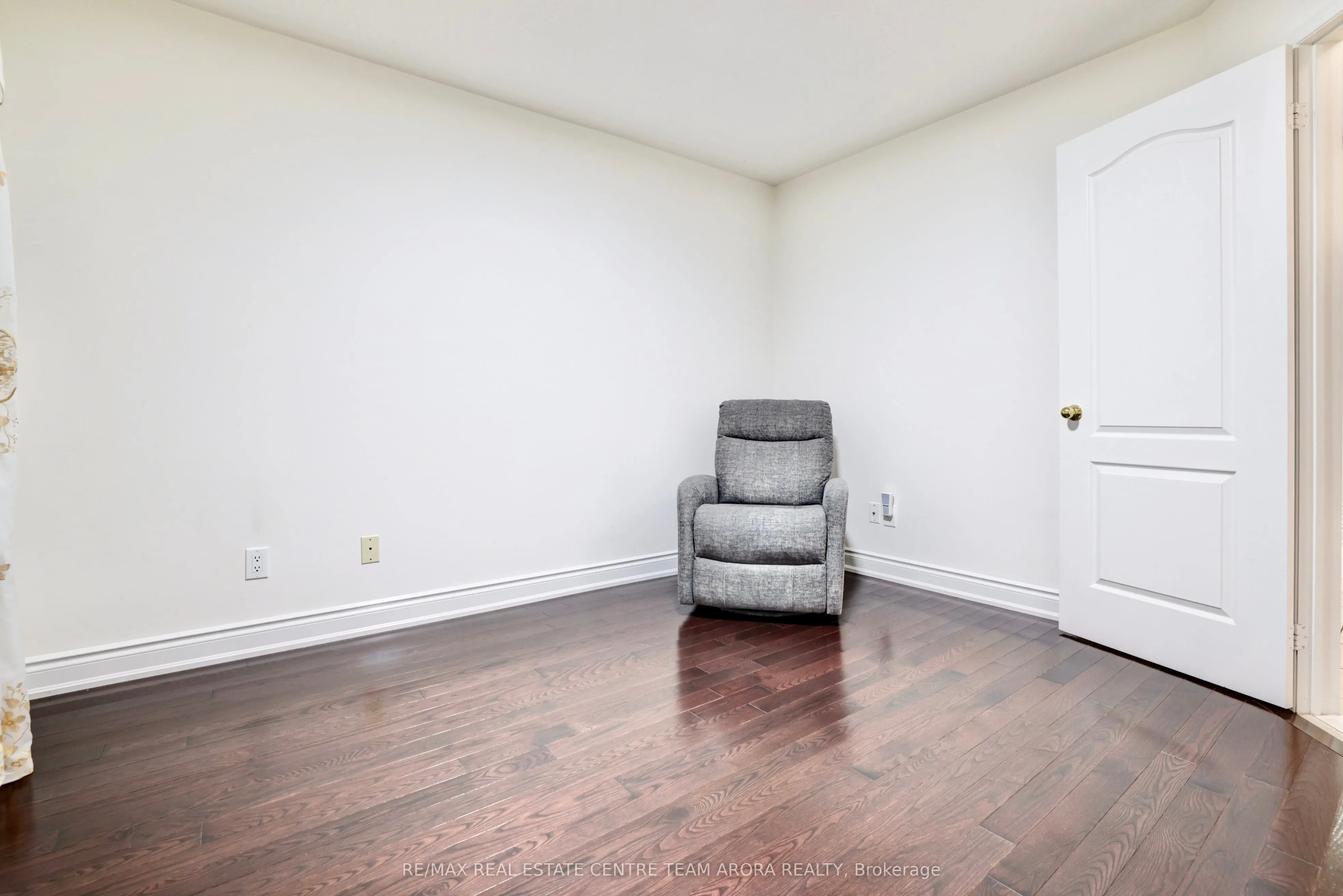 329 Brisdale Drive