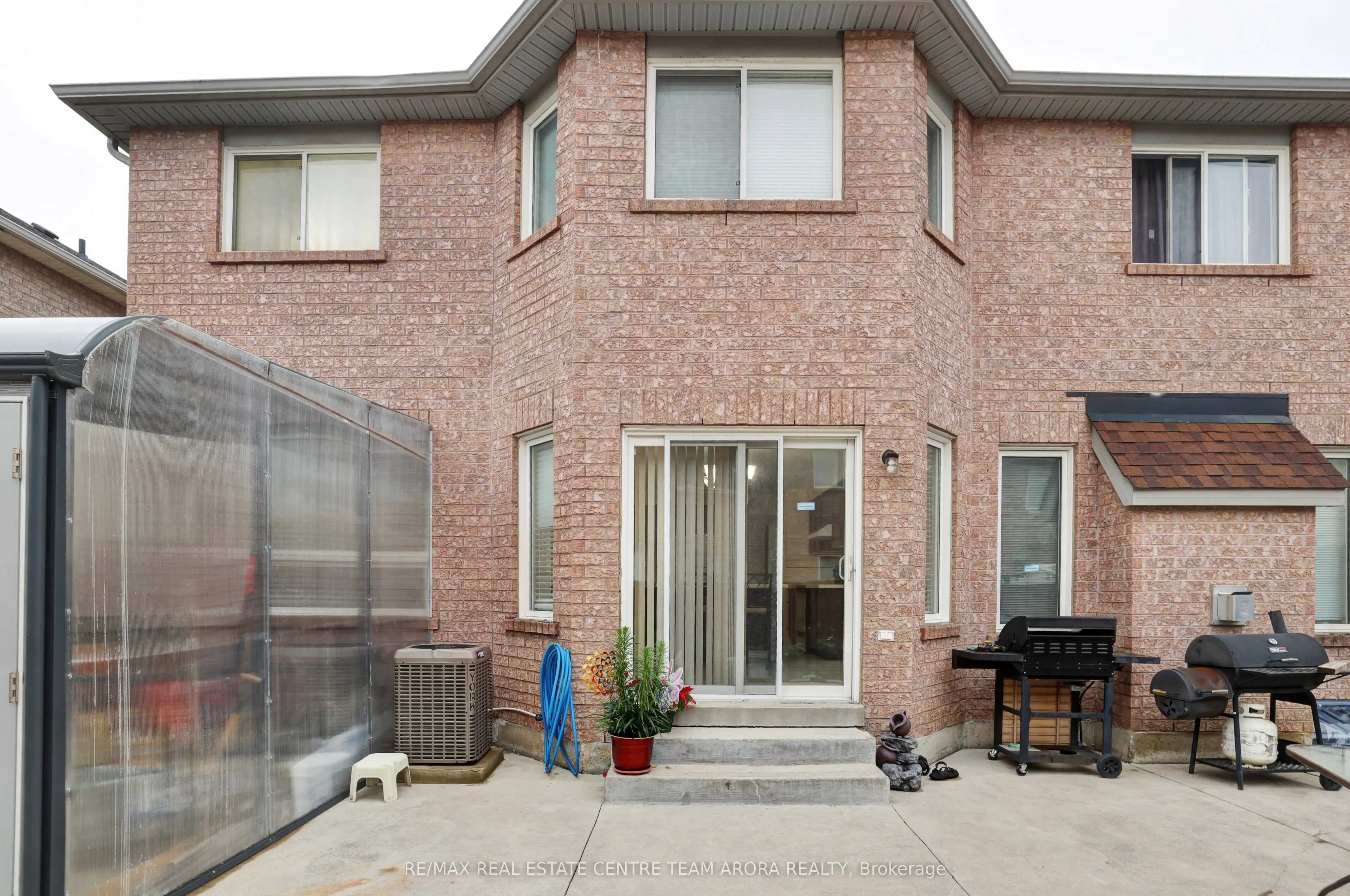 329 Brisdale Drive