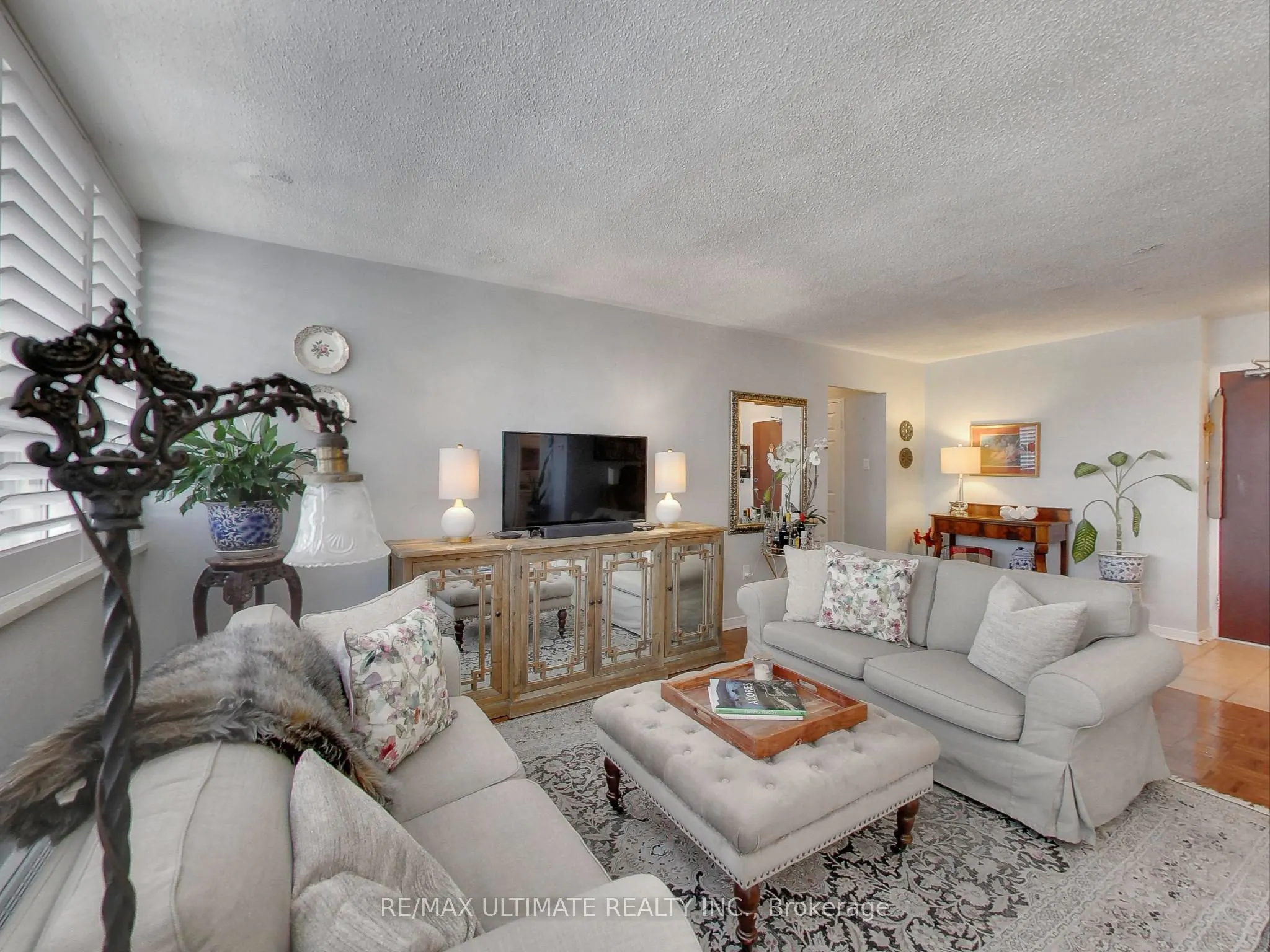 360 Ridelle Avenue, #2217